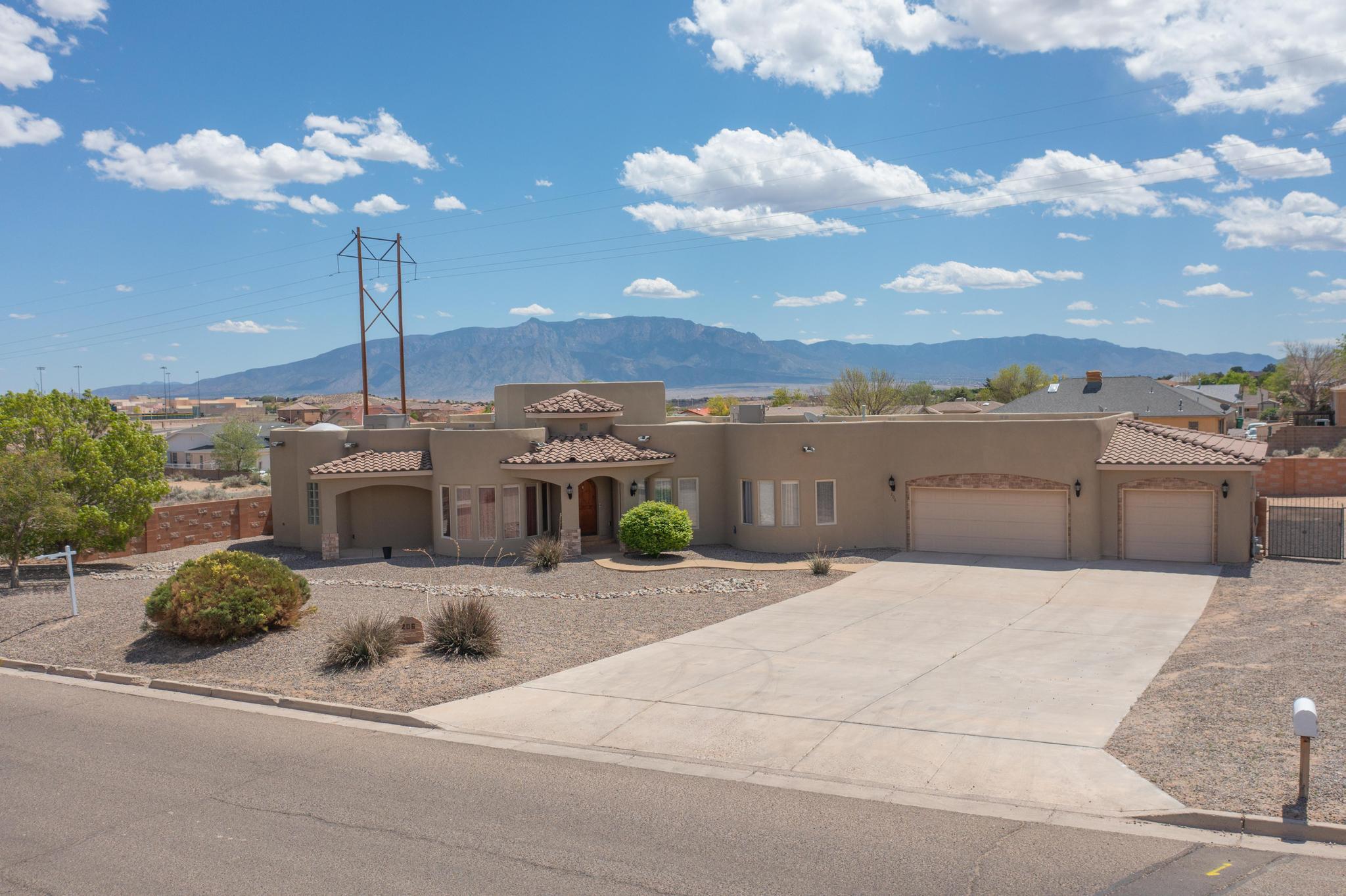 206 Silent Spring Drive NE