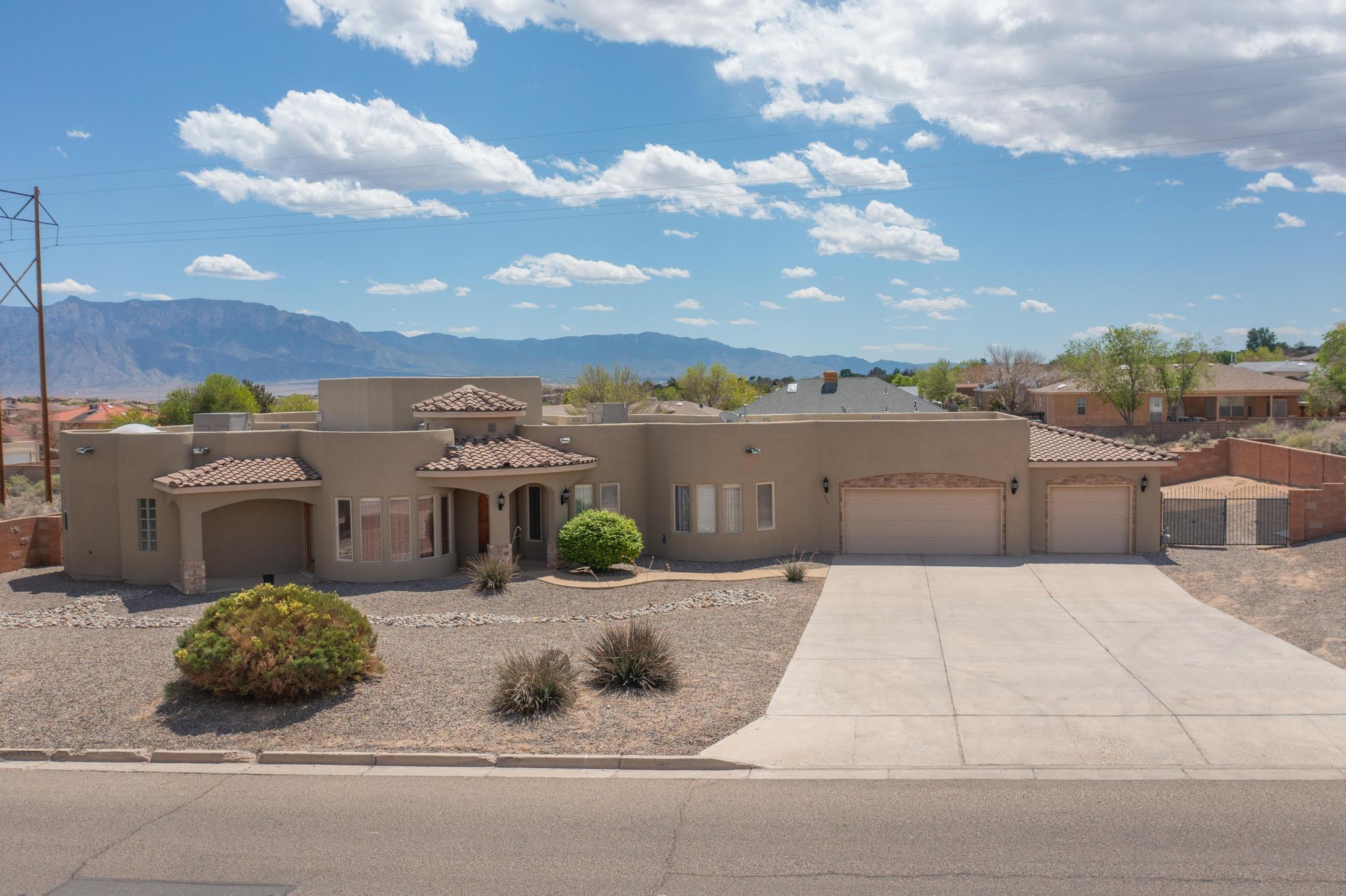 206 Silent Spring Drive NE
