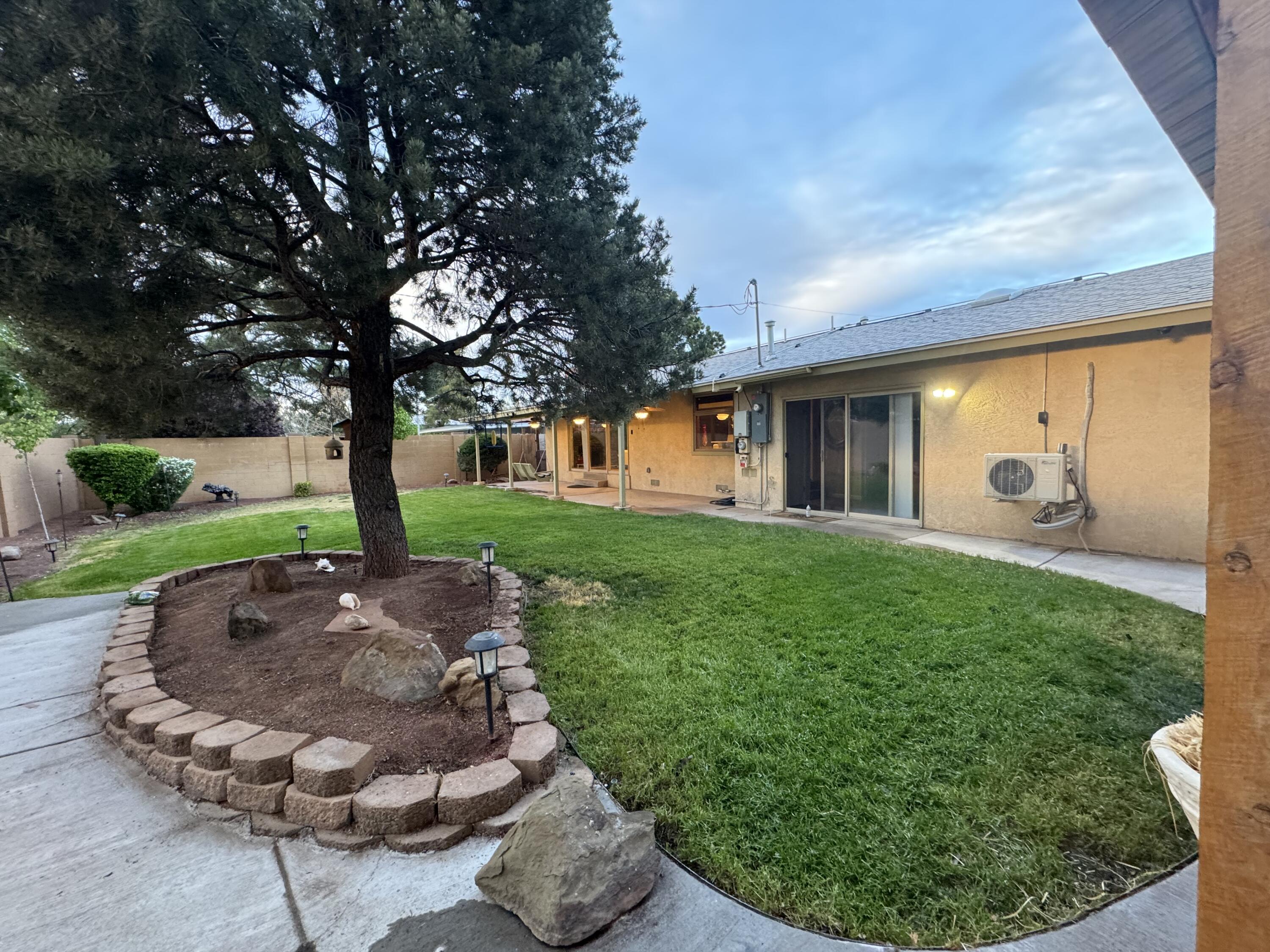 3559 Colorado Street NE