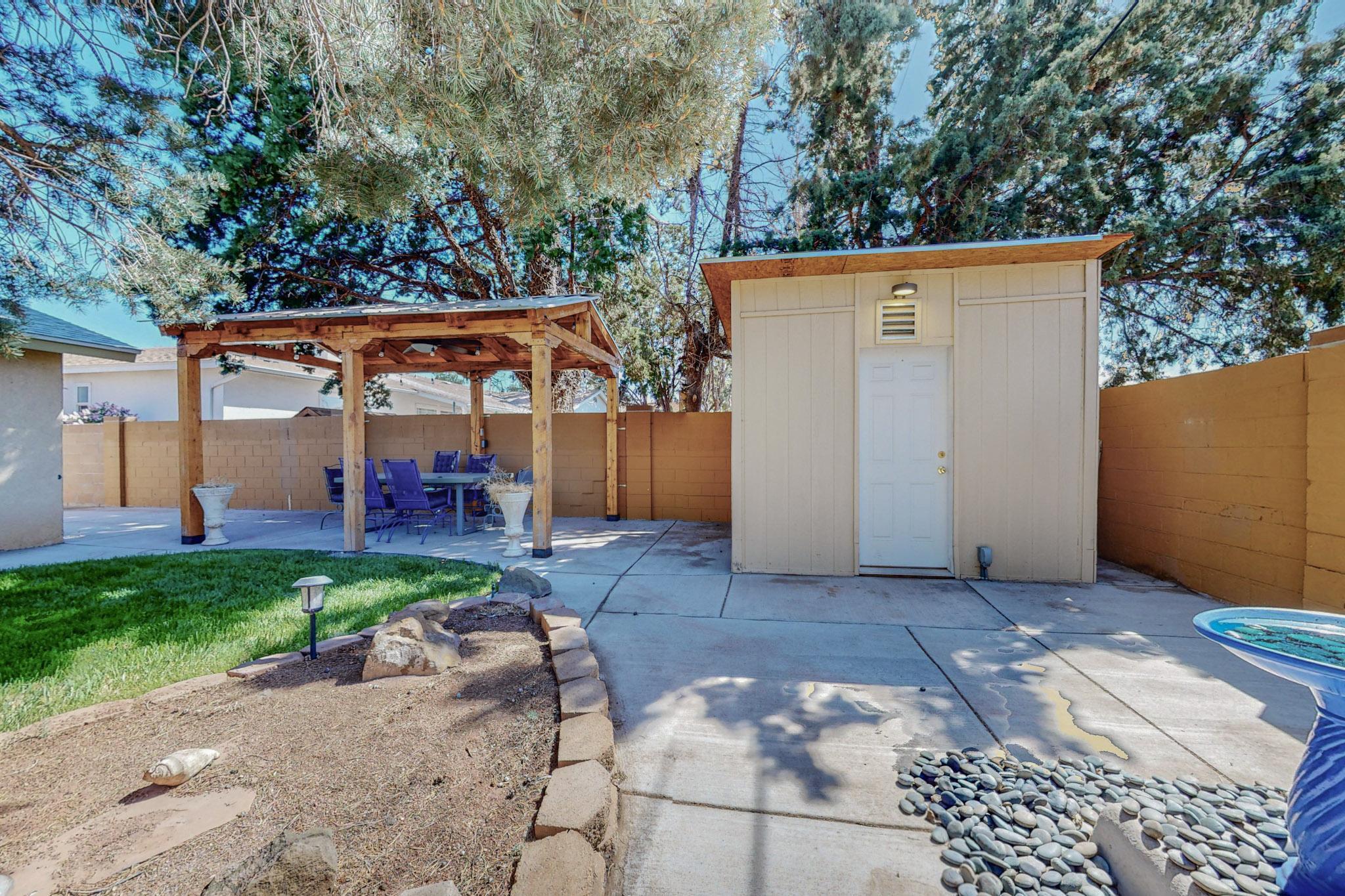 3559 Colorado Street NE