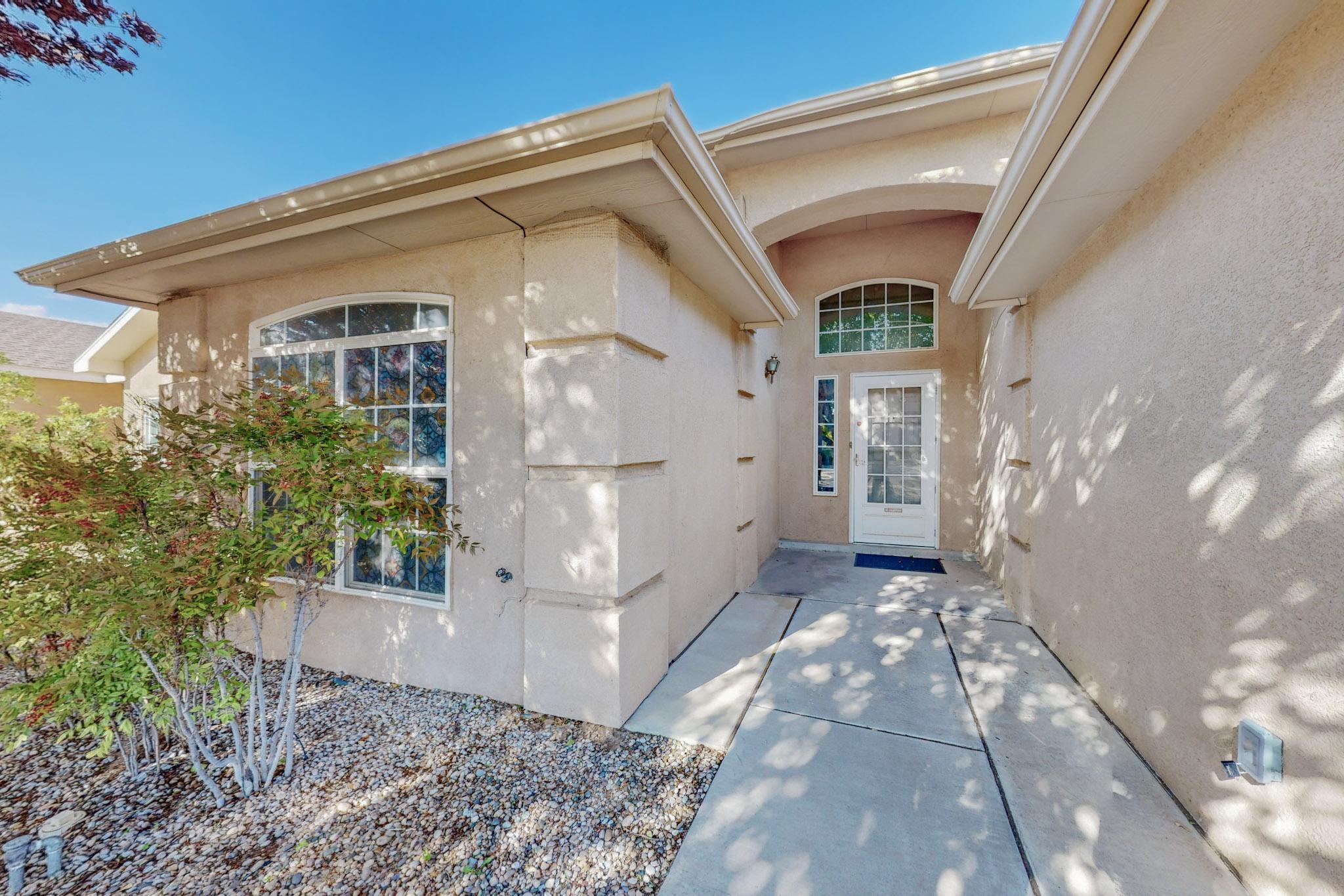 10212 Ventana Hills Road NW