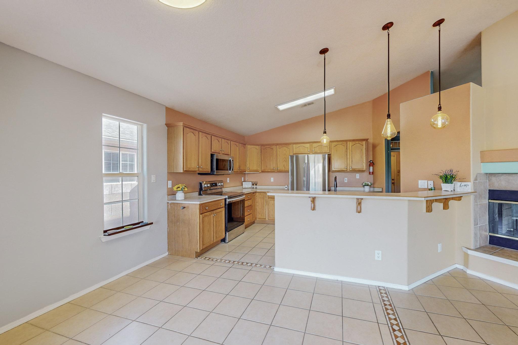 10212 Ventana Hills Road NW