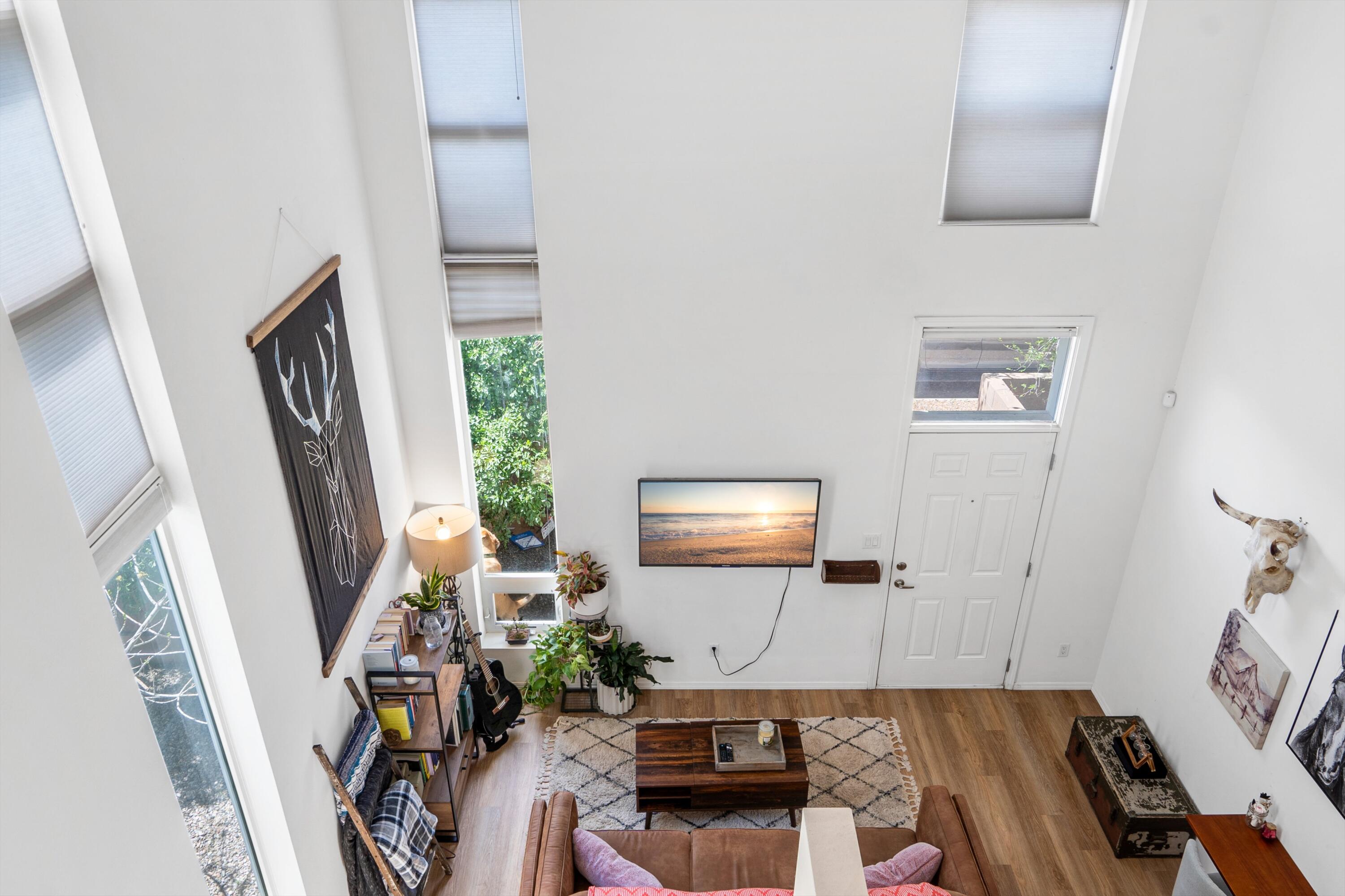 702 Broadway Boulevard SE 4