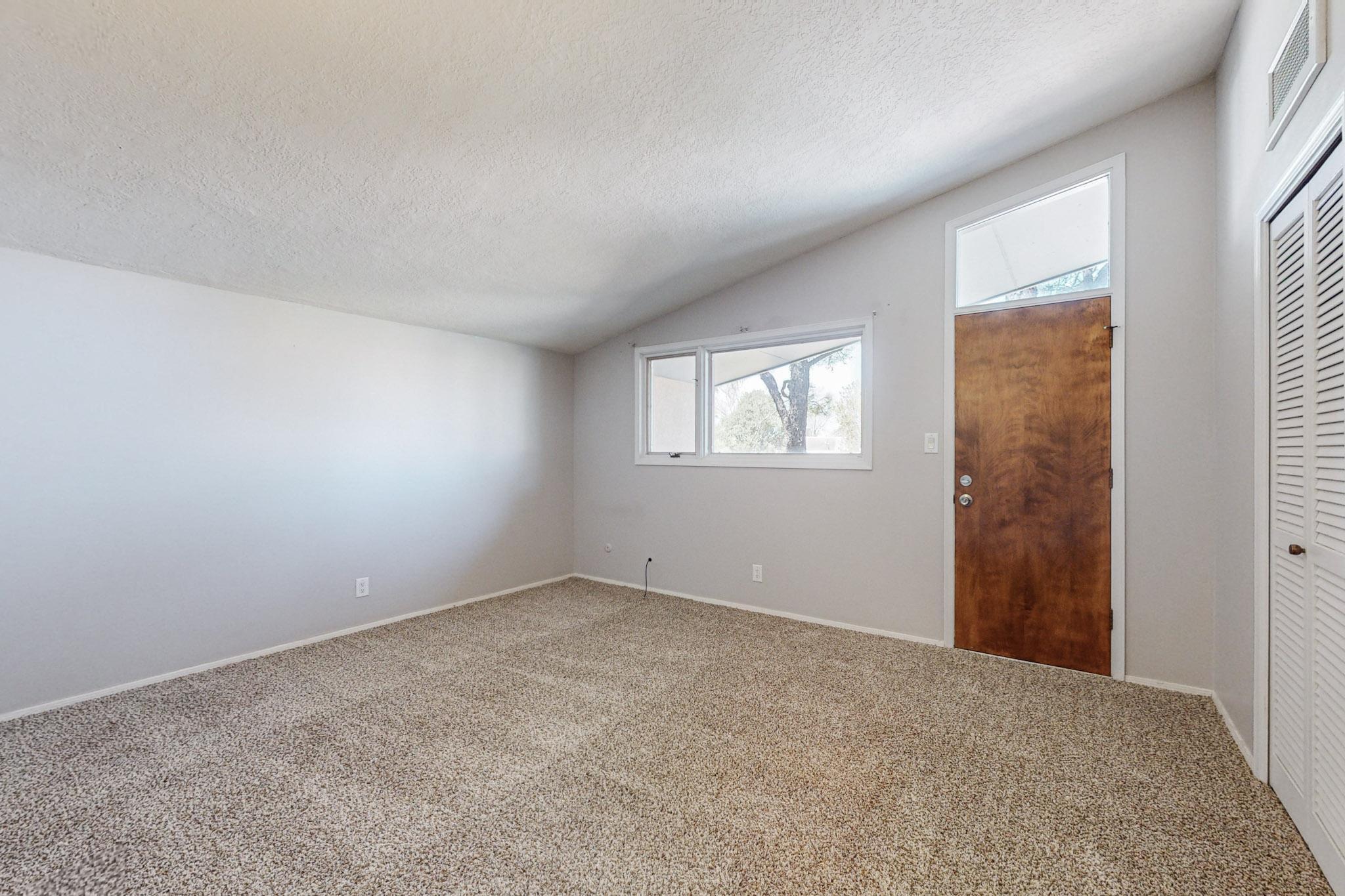 790 Tramway Lane Ne #9c