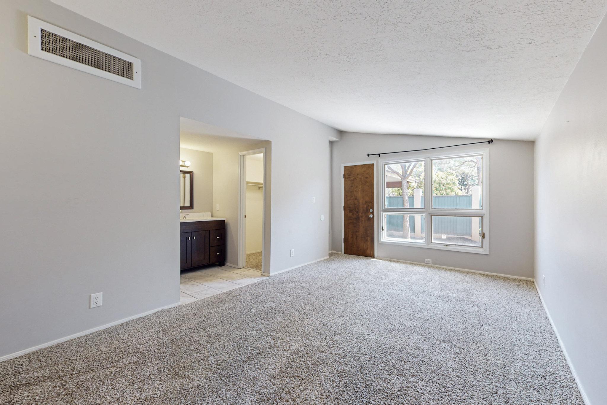 790 Tramway Lane Ne #9c