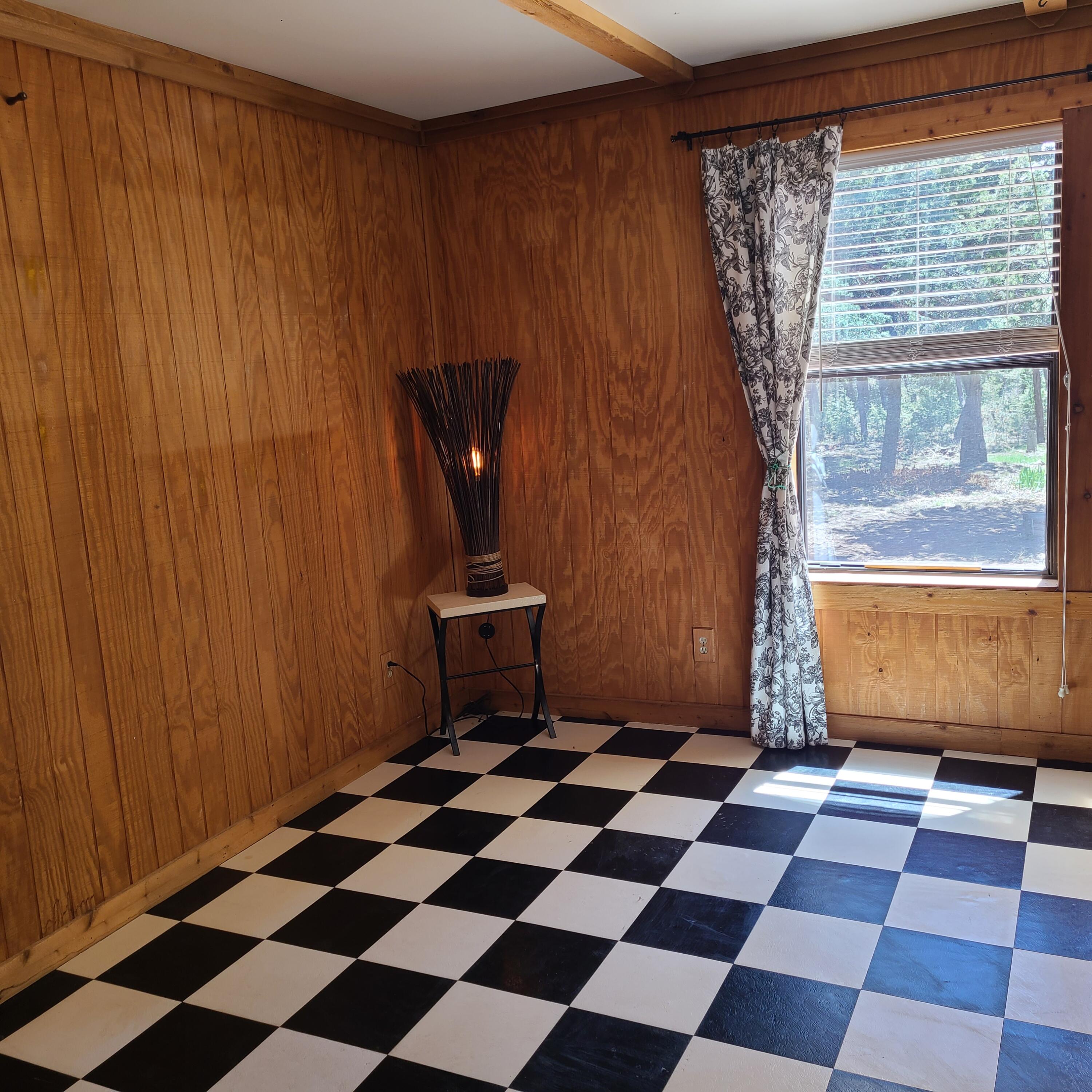 16 Quail Hollow Drive