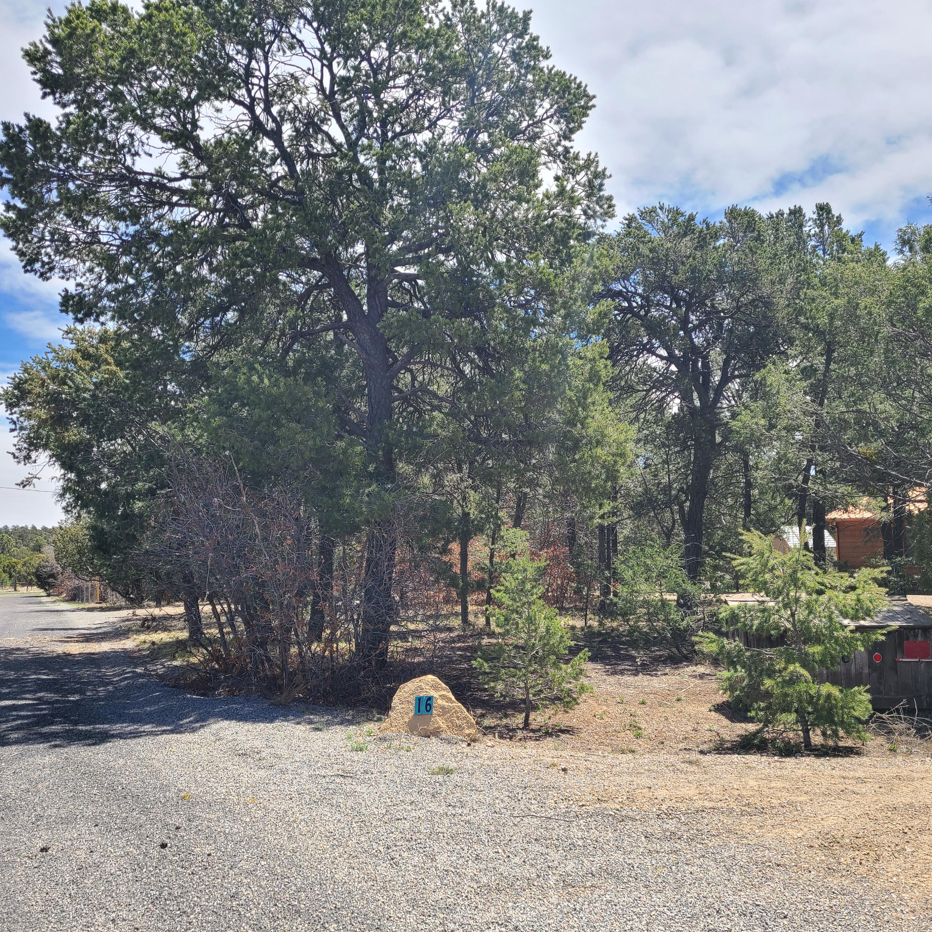 16 Quail Hollow Drive