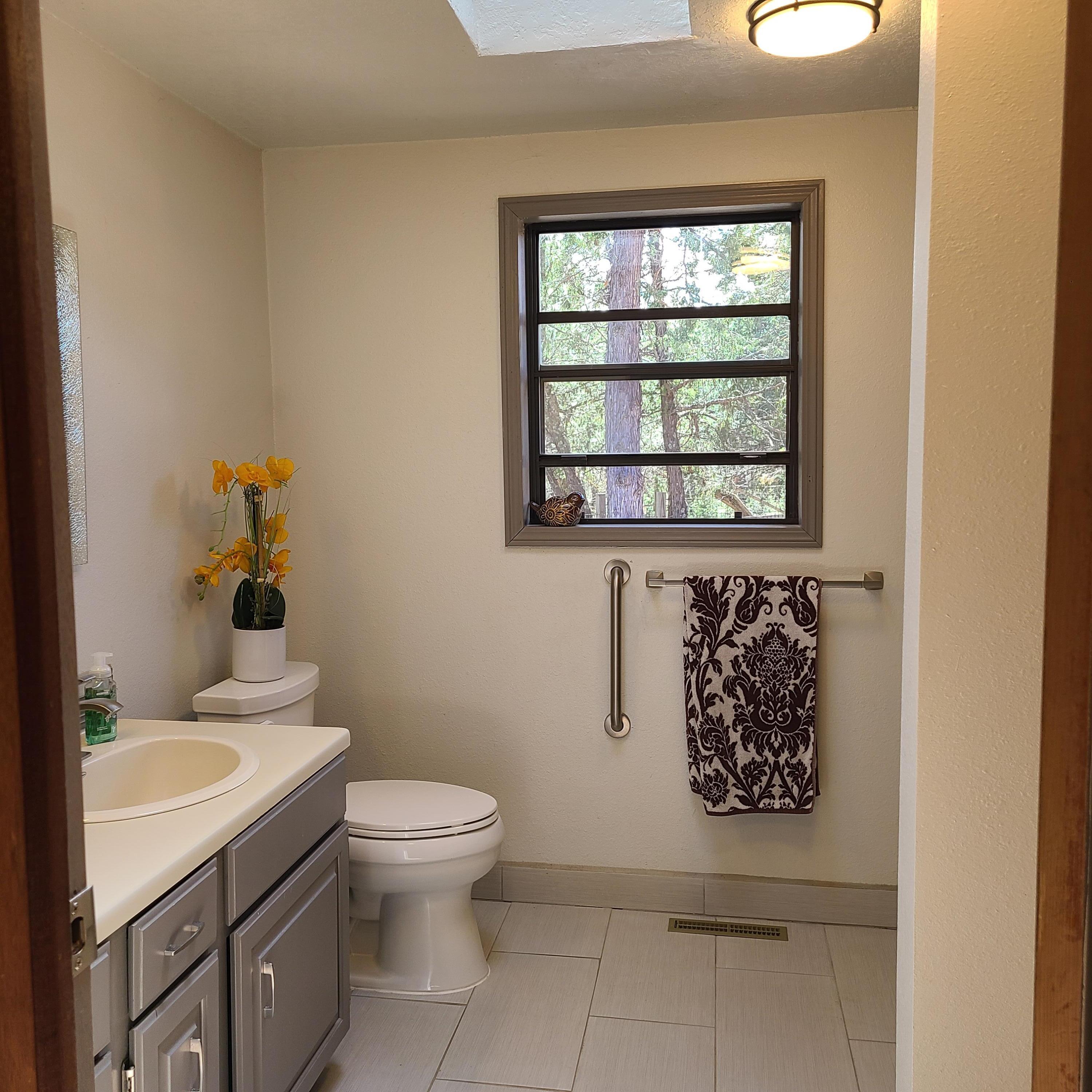 16 Quail Hollow Drive