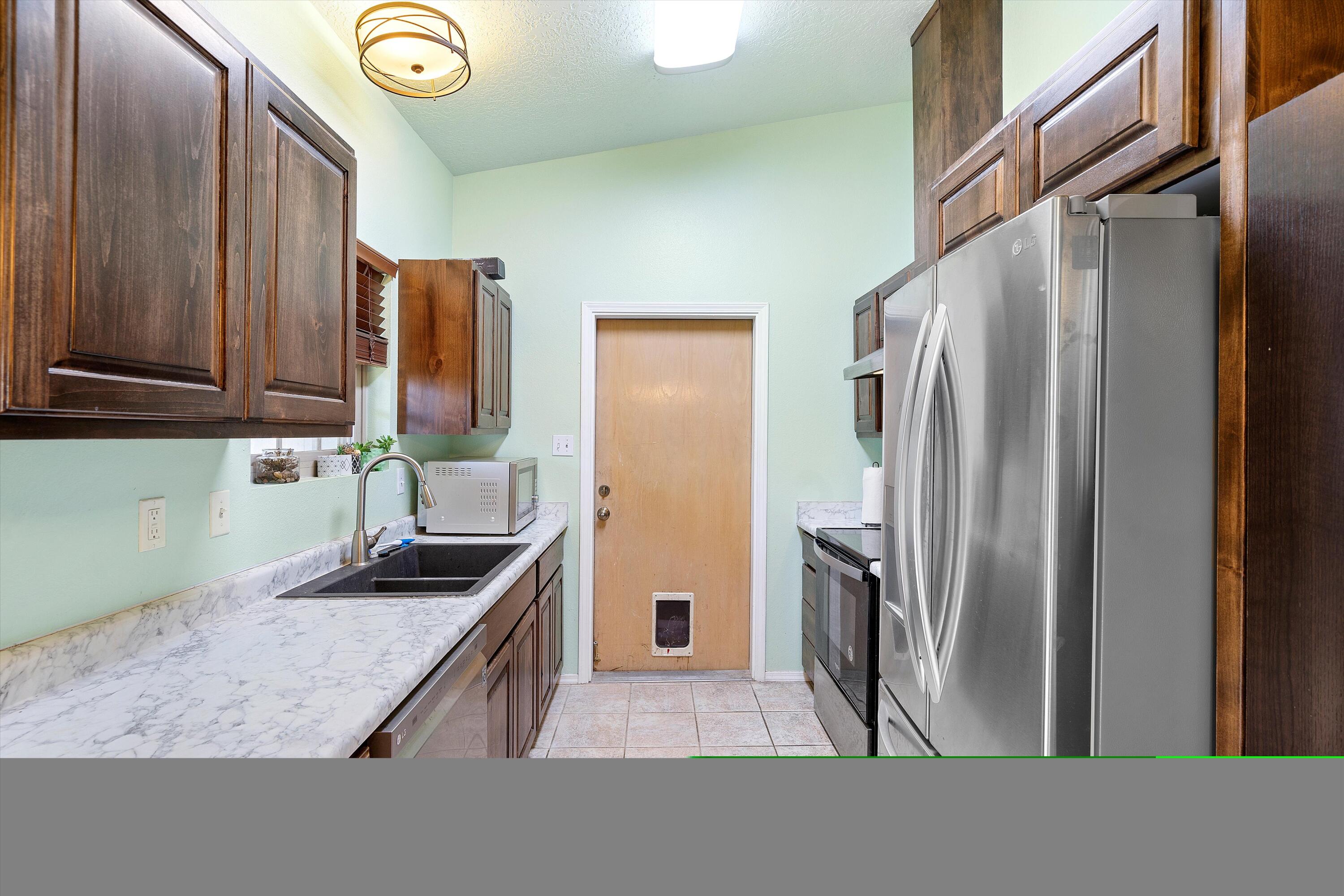 1950 Panay Drive SW