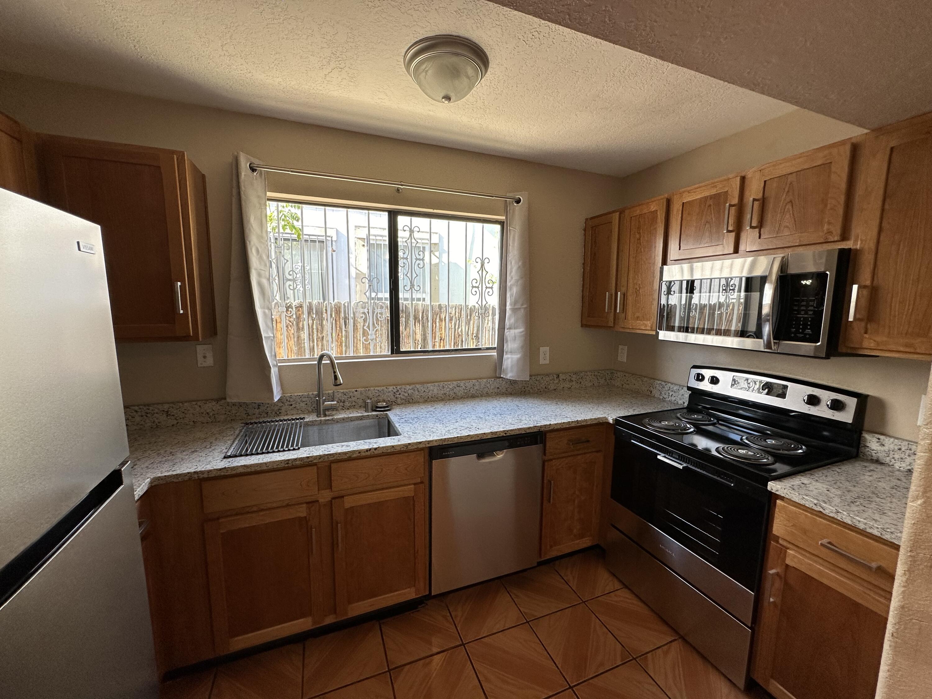936 W Sky Street SW