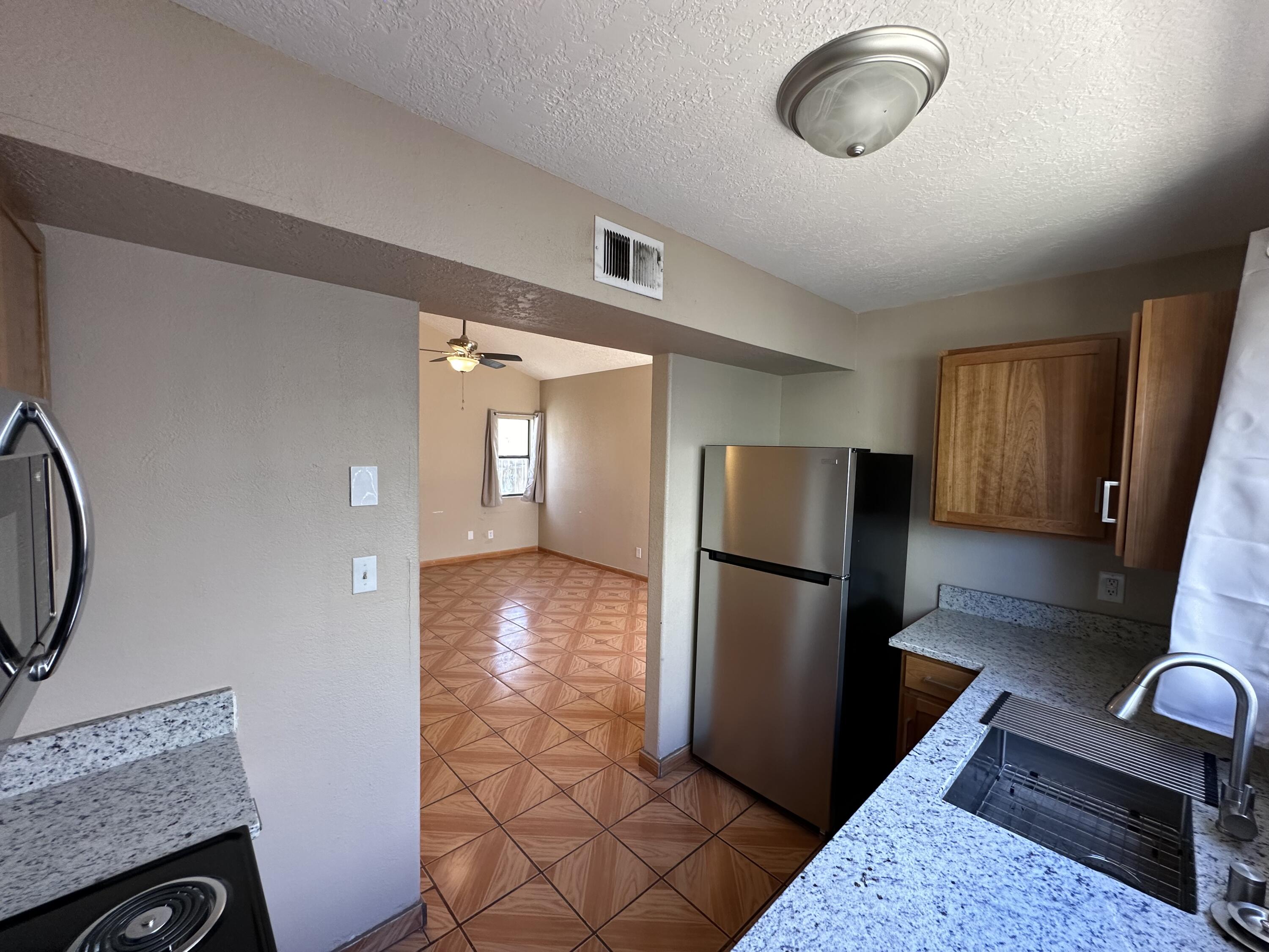 936 W Sky Street SW