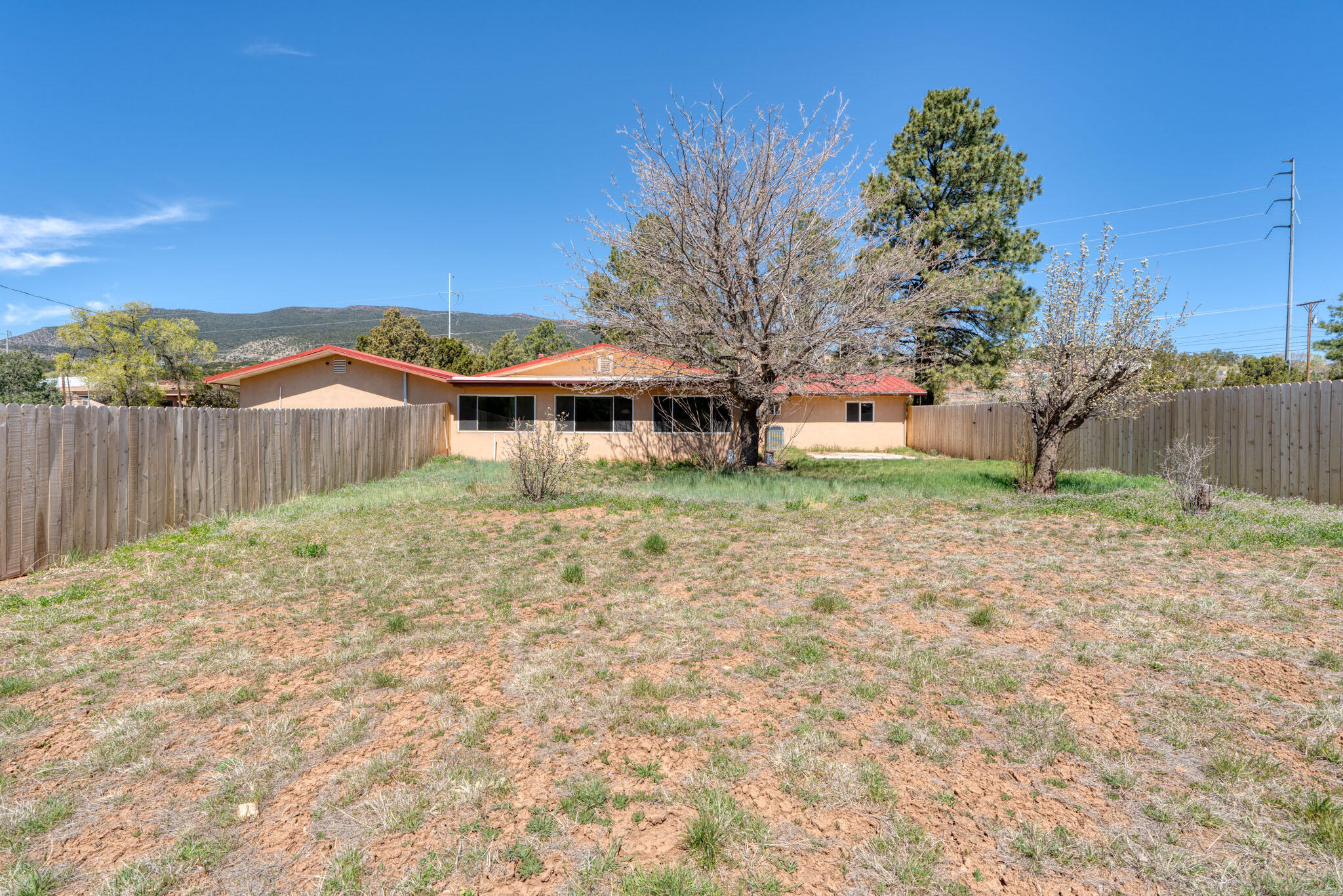 11 Gonzales Road