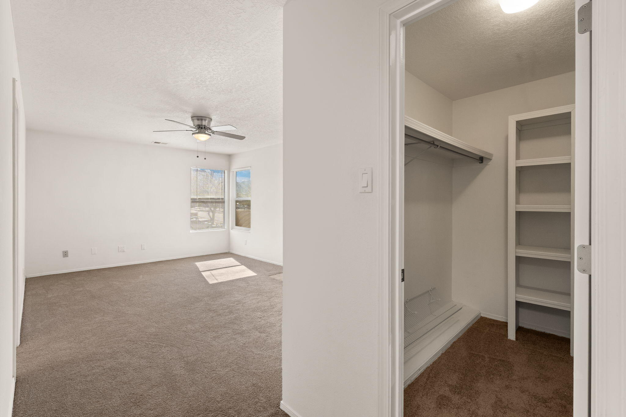 10021 Lagrima De Oro Road NE