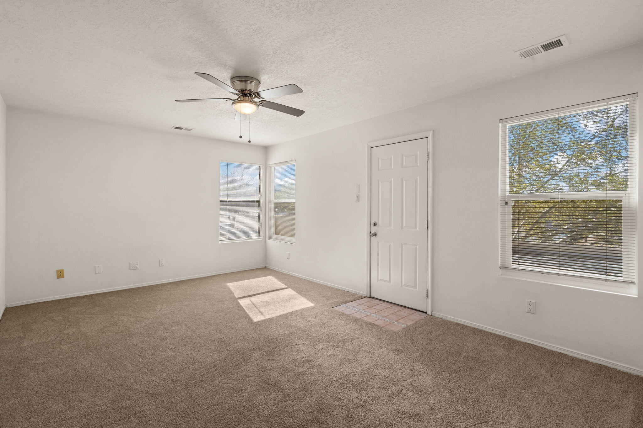 10021 Lagrima De Oro Road NE