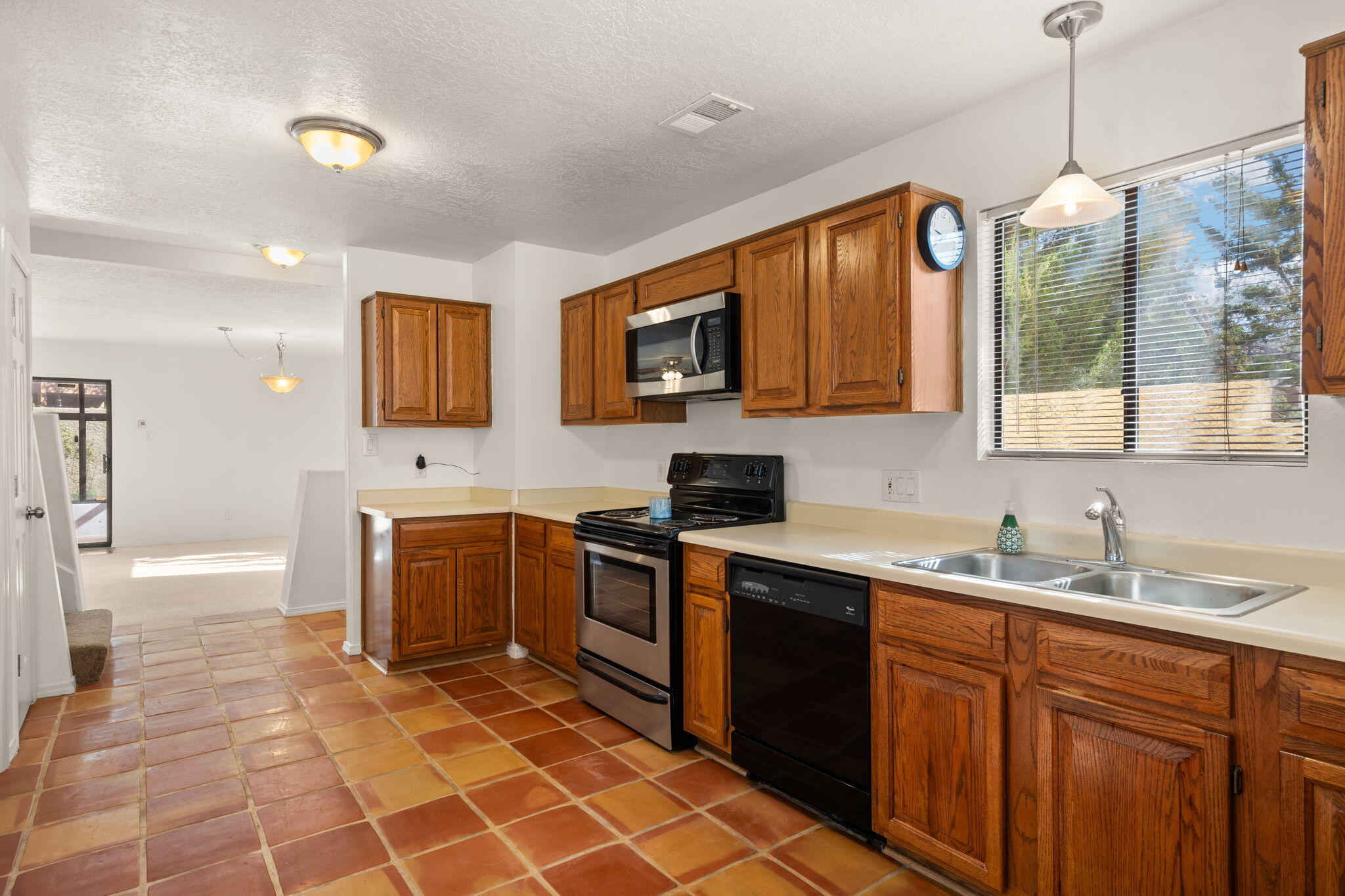 10021 Lagrima De Oro Road NE