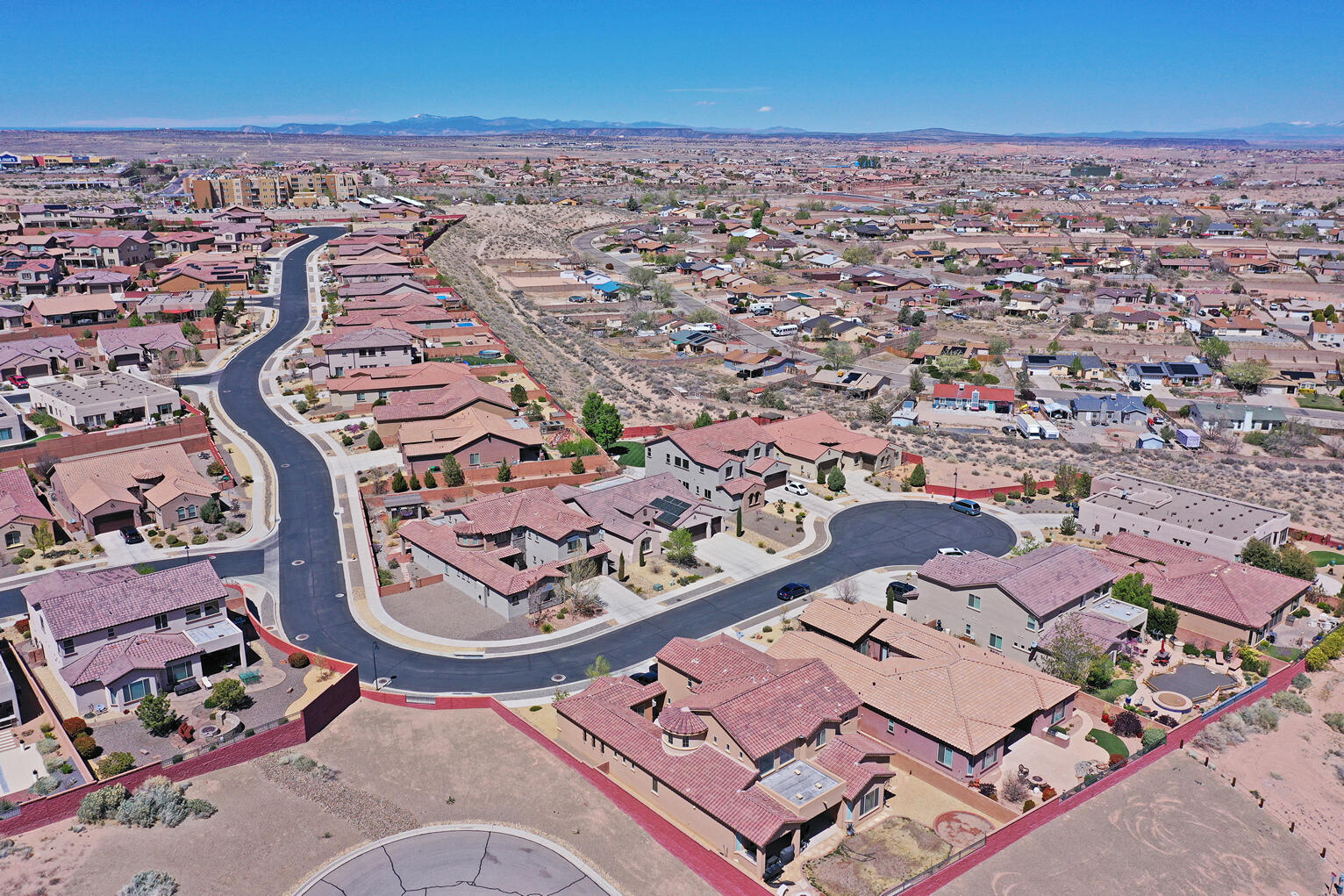 604 Sierra Verde Way NE