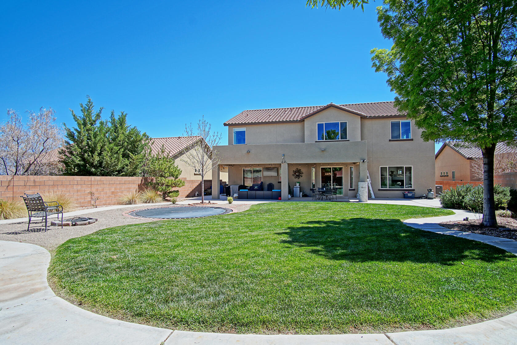 604 Sierra Verde Way NE