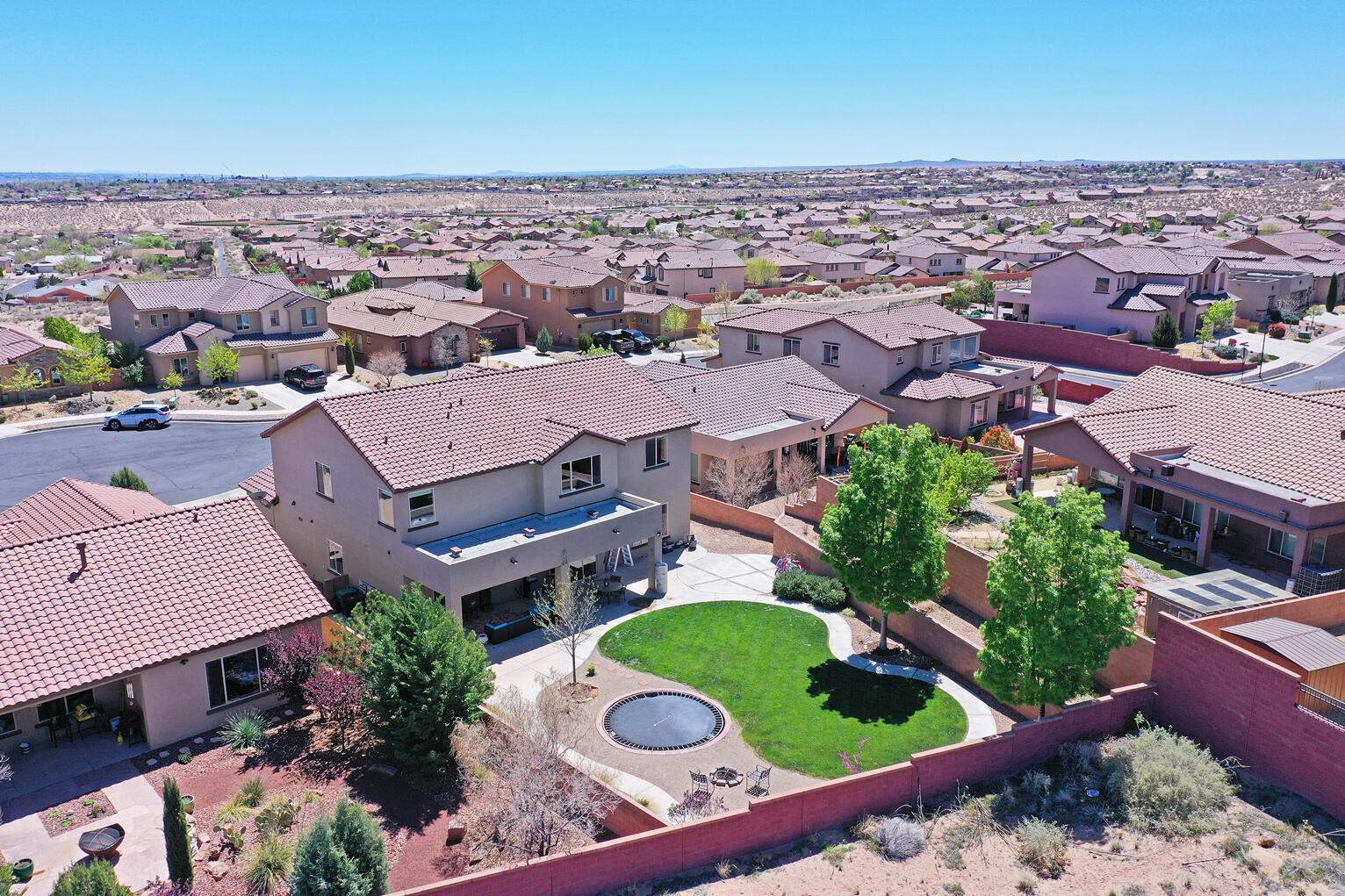 604 Sierra Verde Way NE