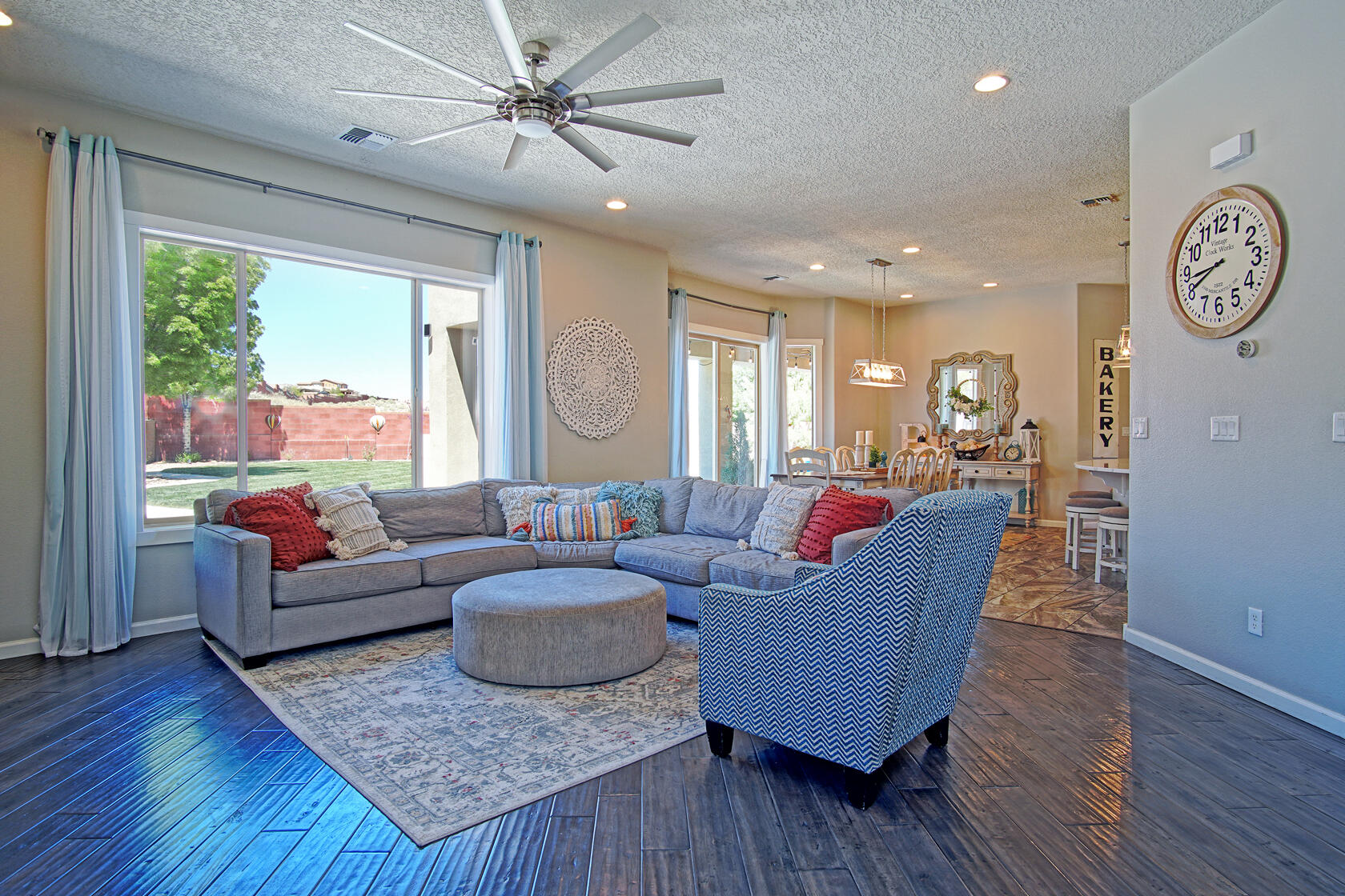 604 Sierra Verde Way NE