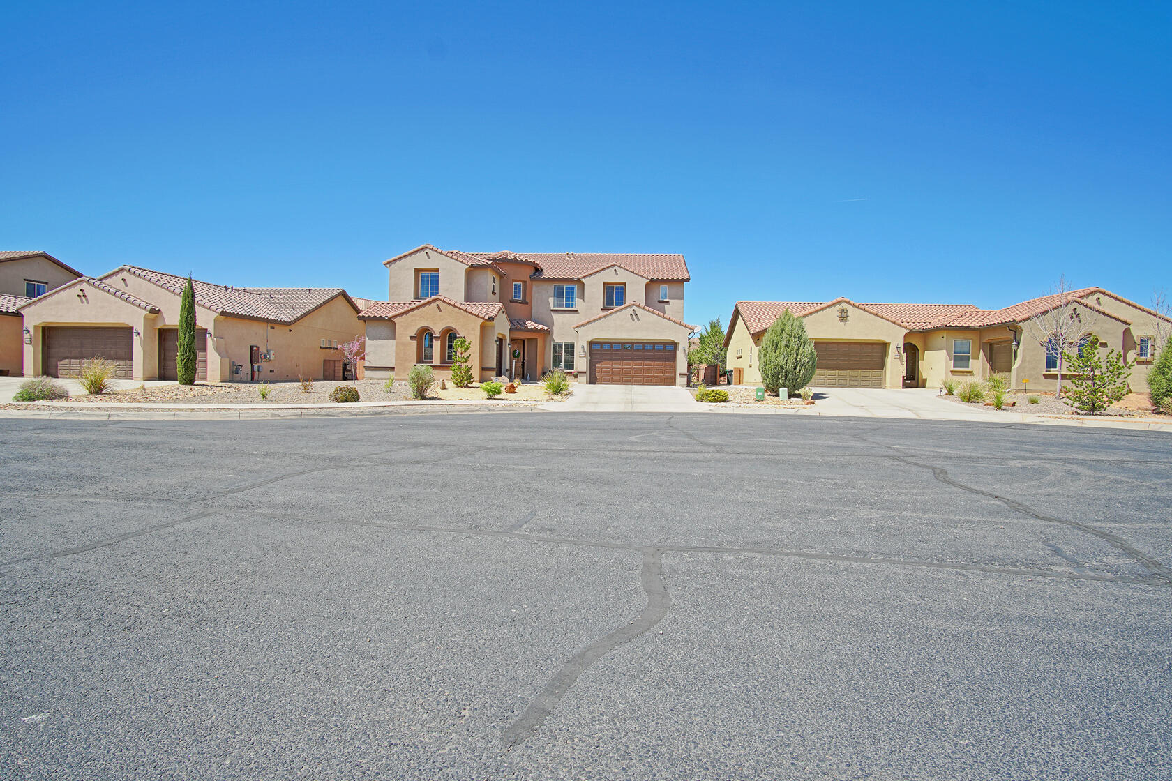 604 Sierra Verde Way NE