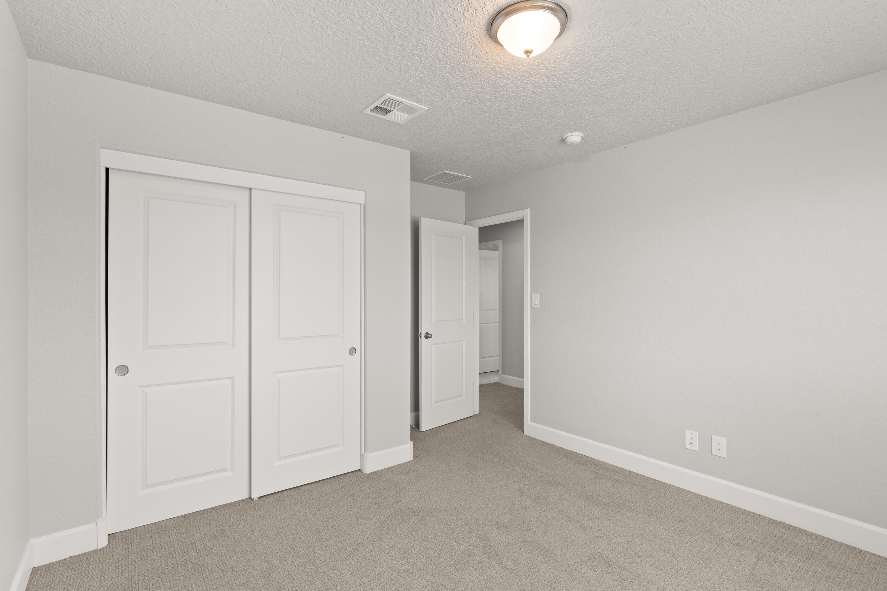 340 Pinnacle Drive SE