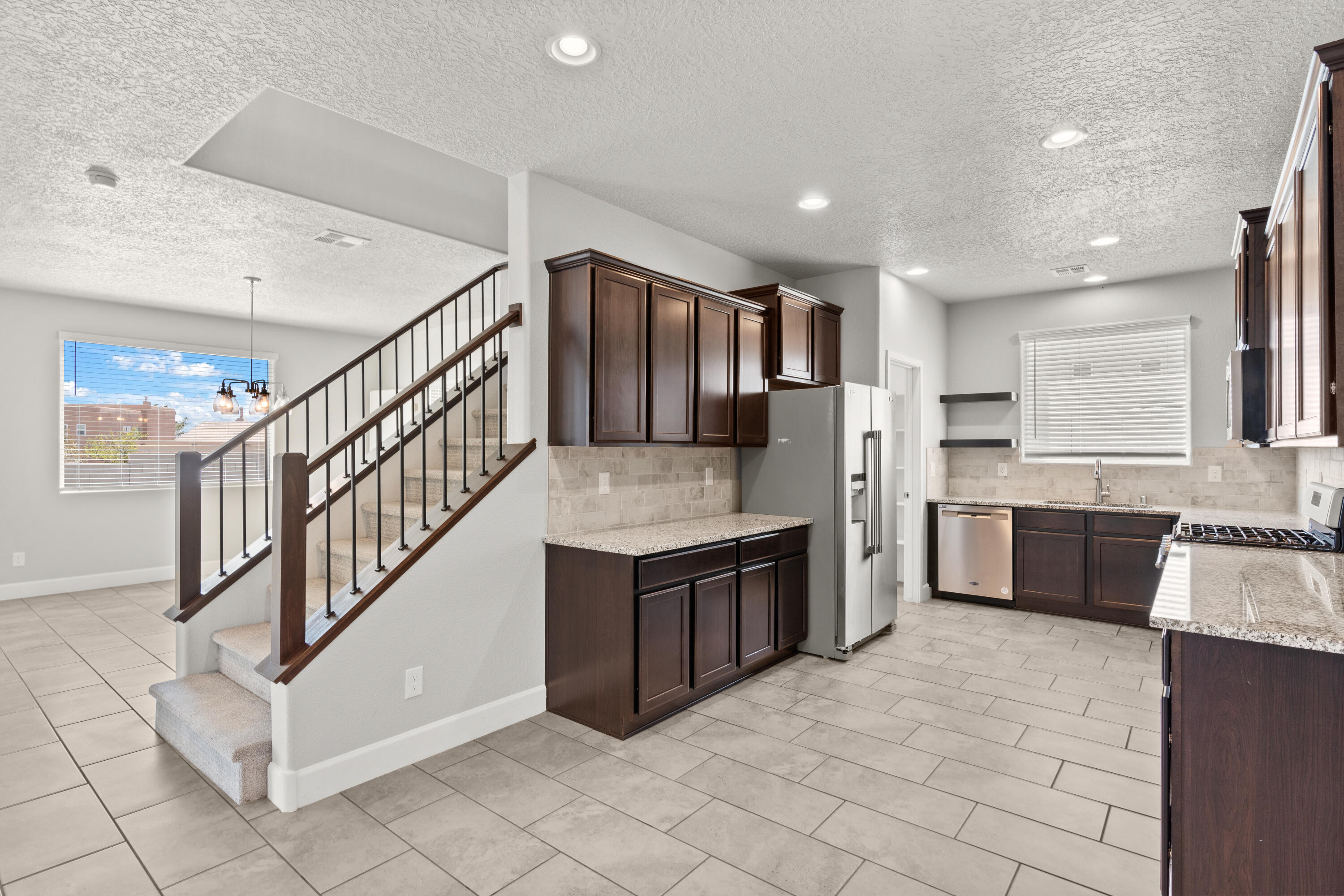 340 Pinnacle Drive SE
