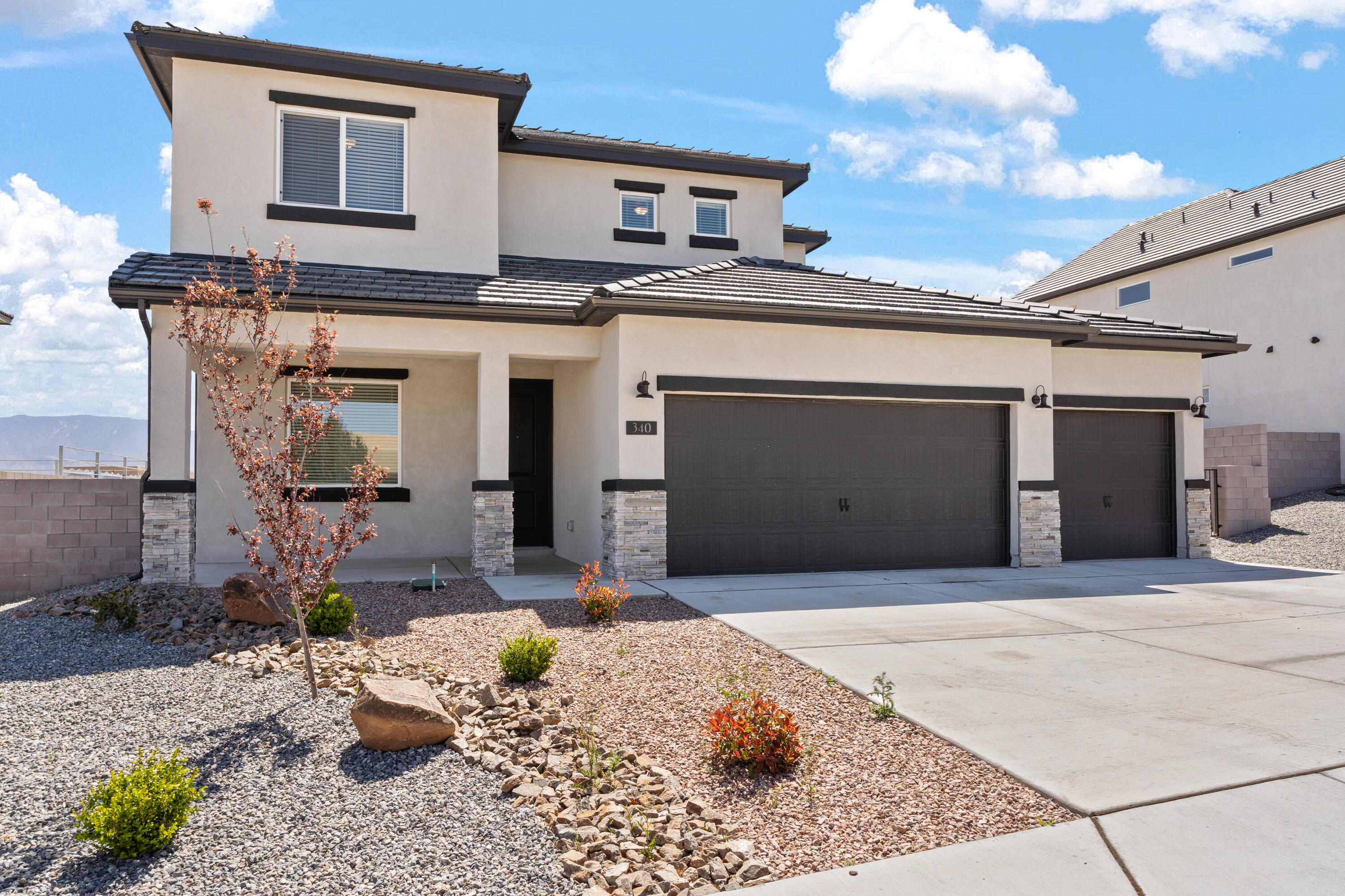 340 Pinnacle Drive SE
