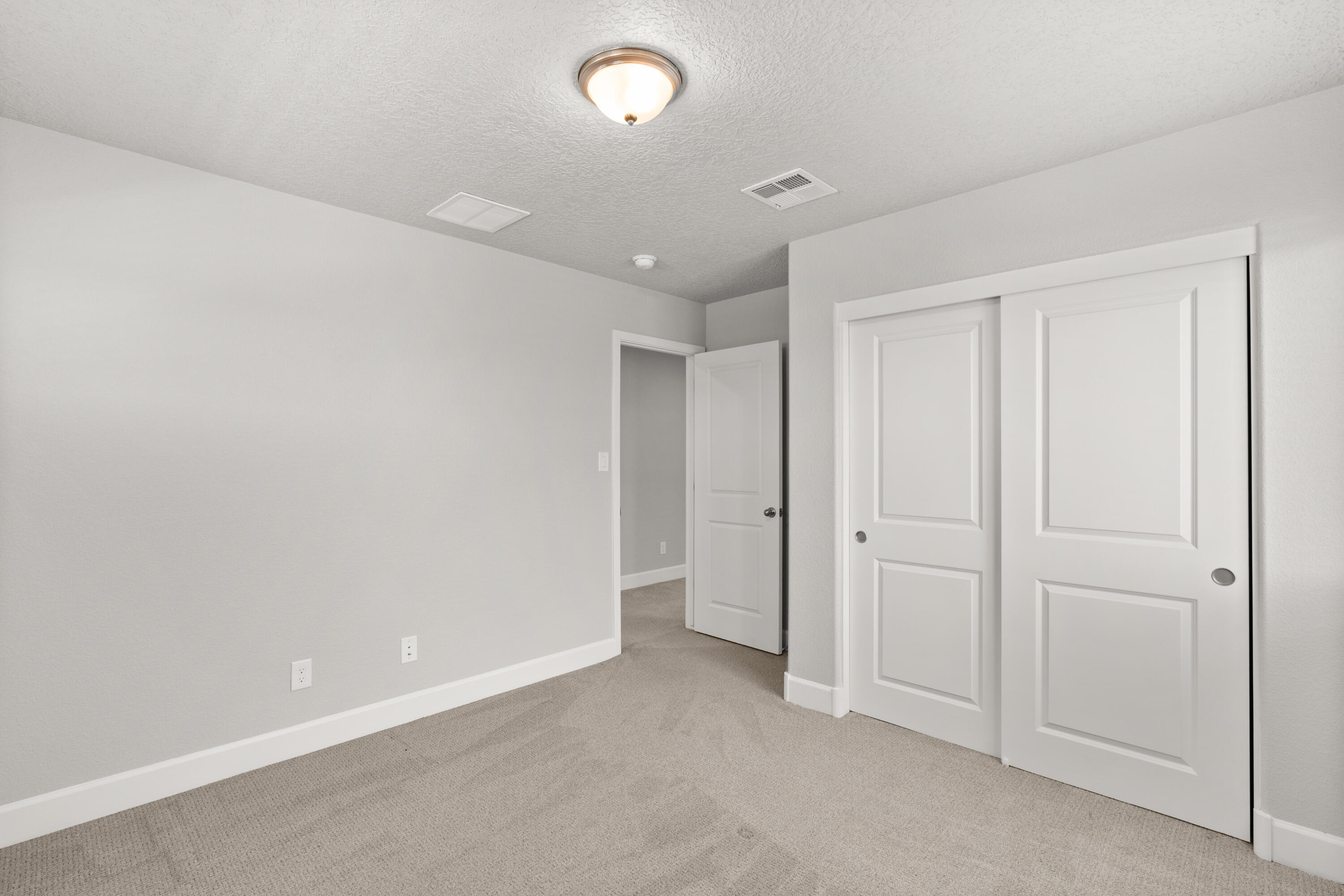 340 Pinnacle Drive SE