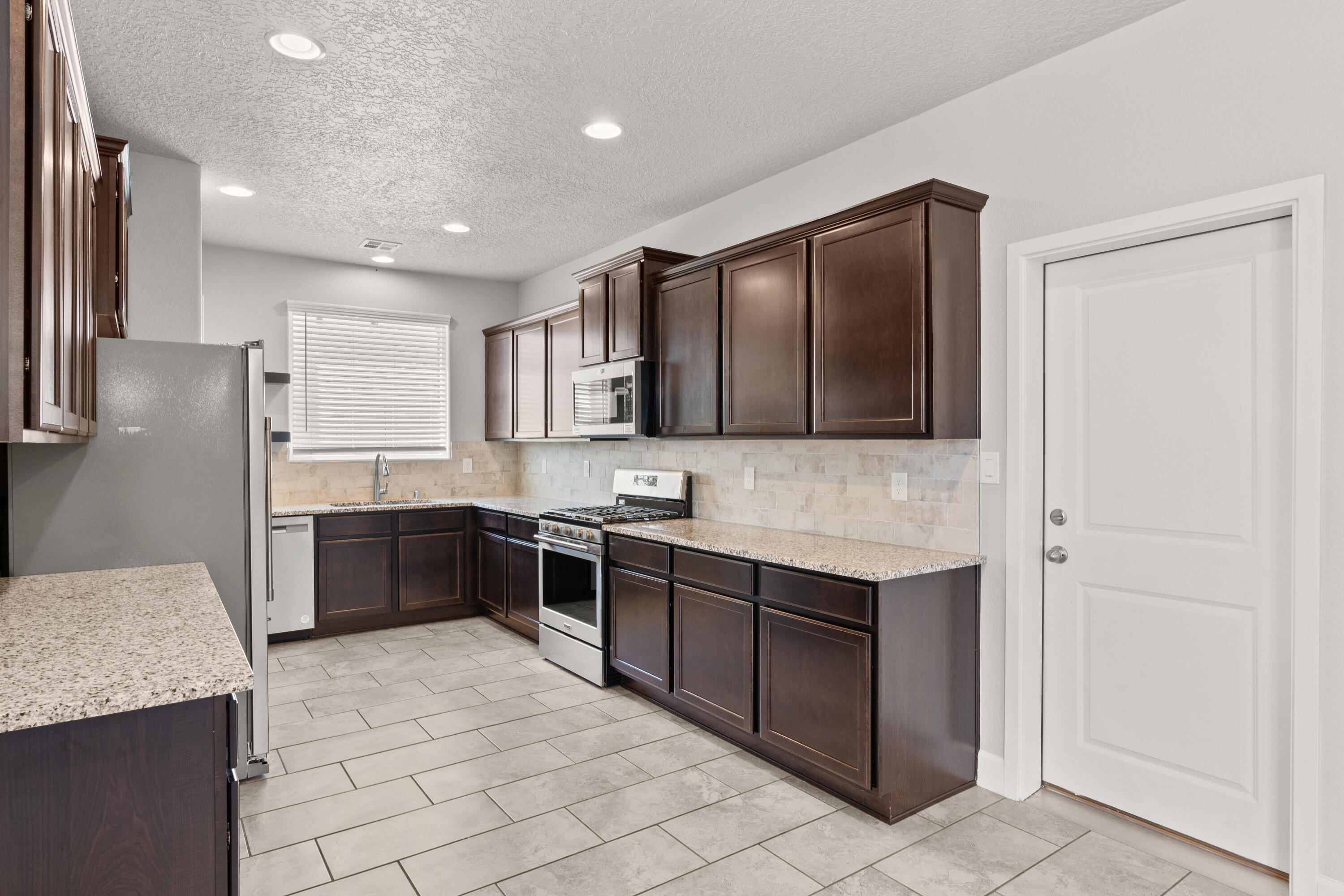 340 Pinnacle Drive SE