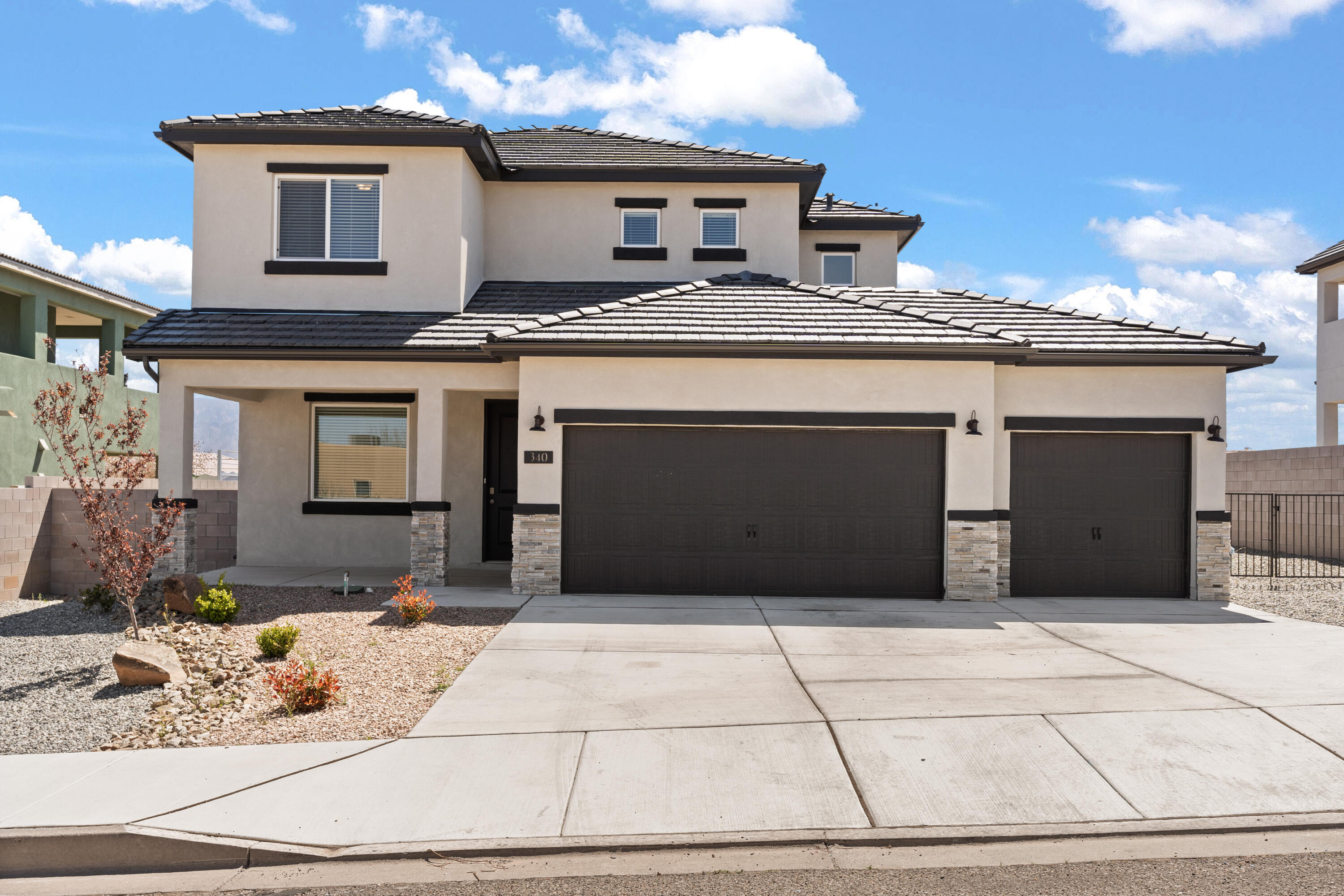 340 Pinnacle Drive SE