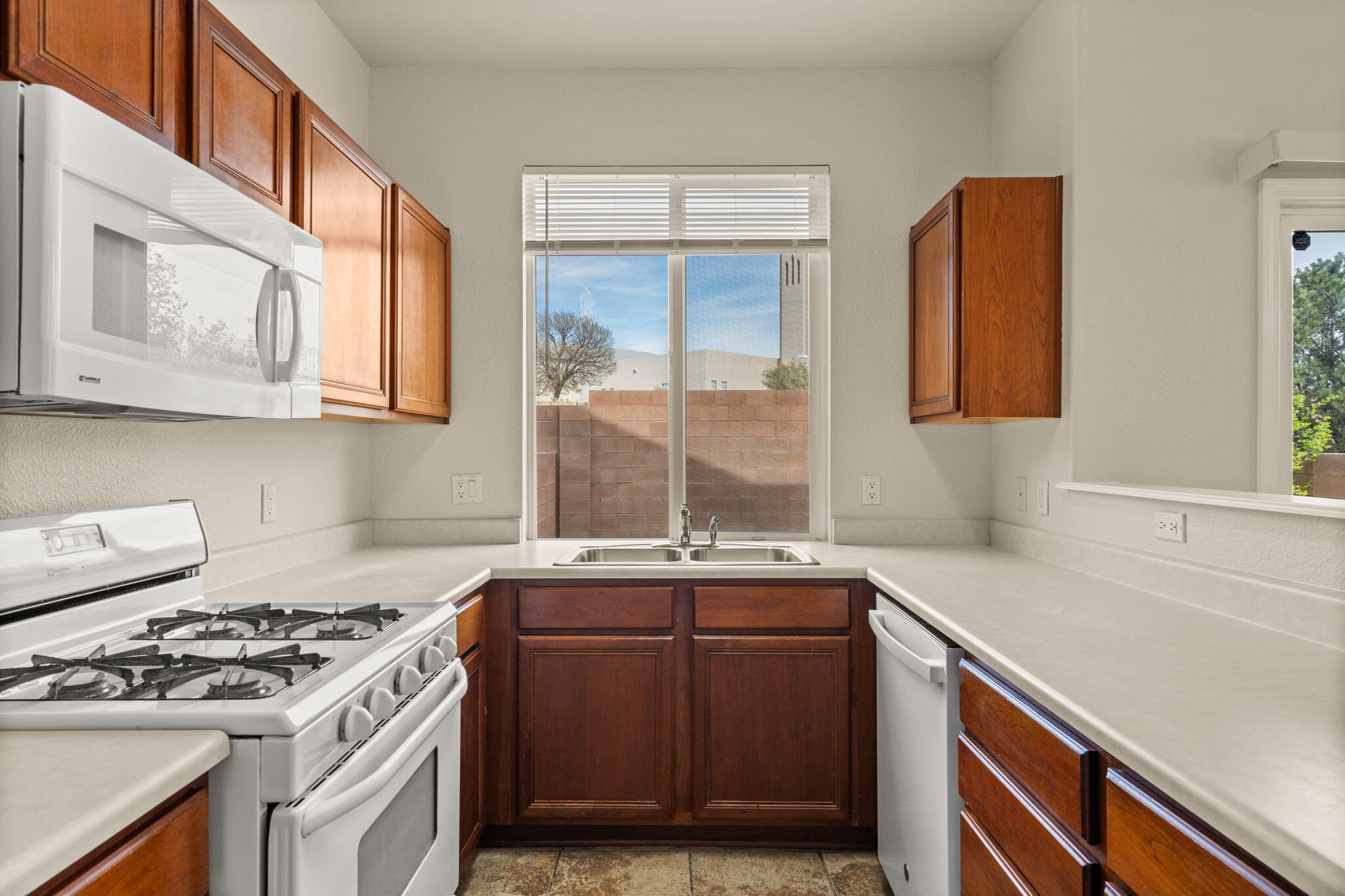 6501 San Antonio Drive NE 802