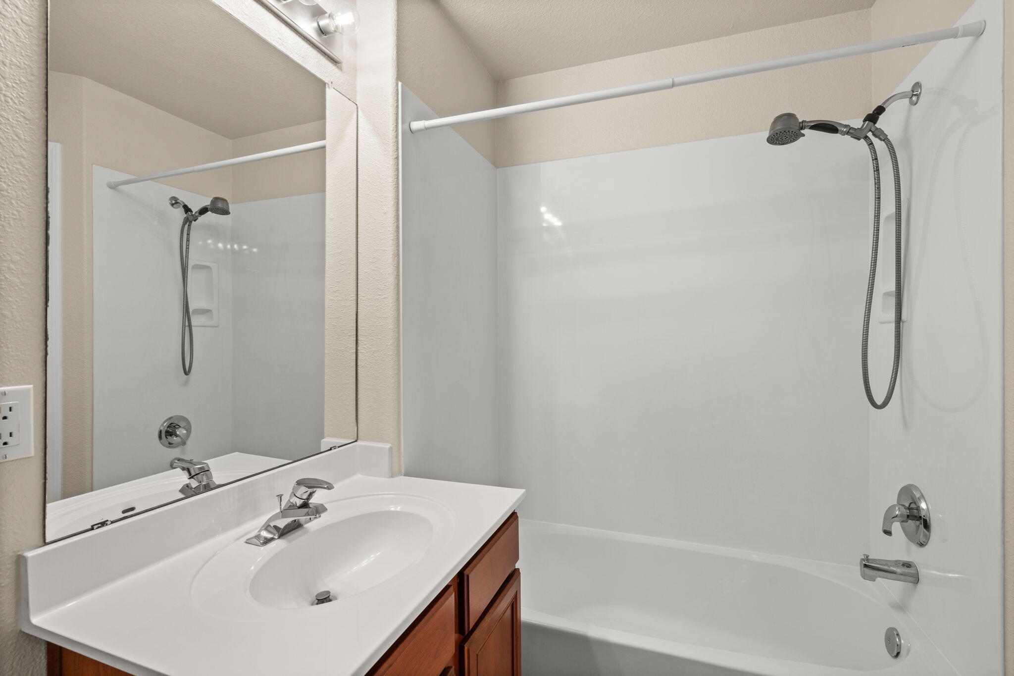 6501 San Antonio Drive NE 802