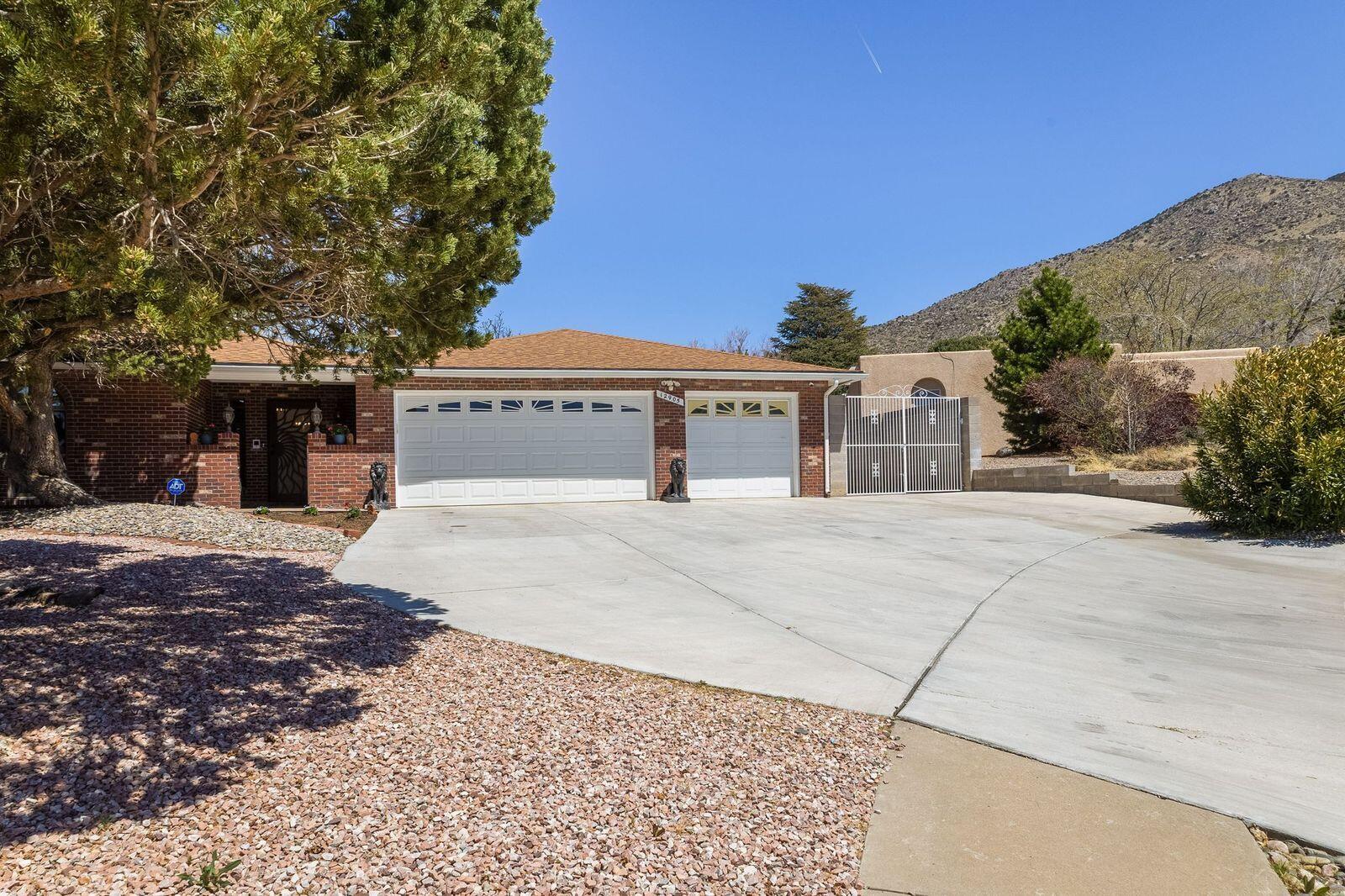 12905 Tierra Montanosa Court NE