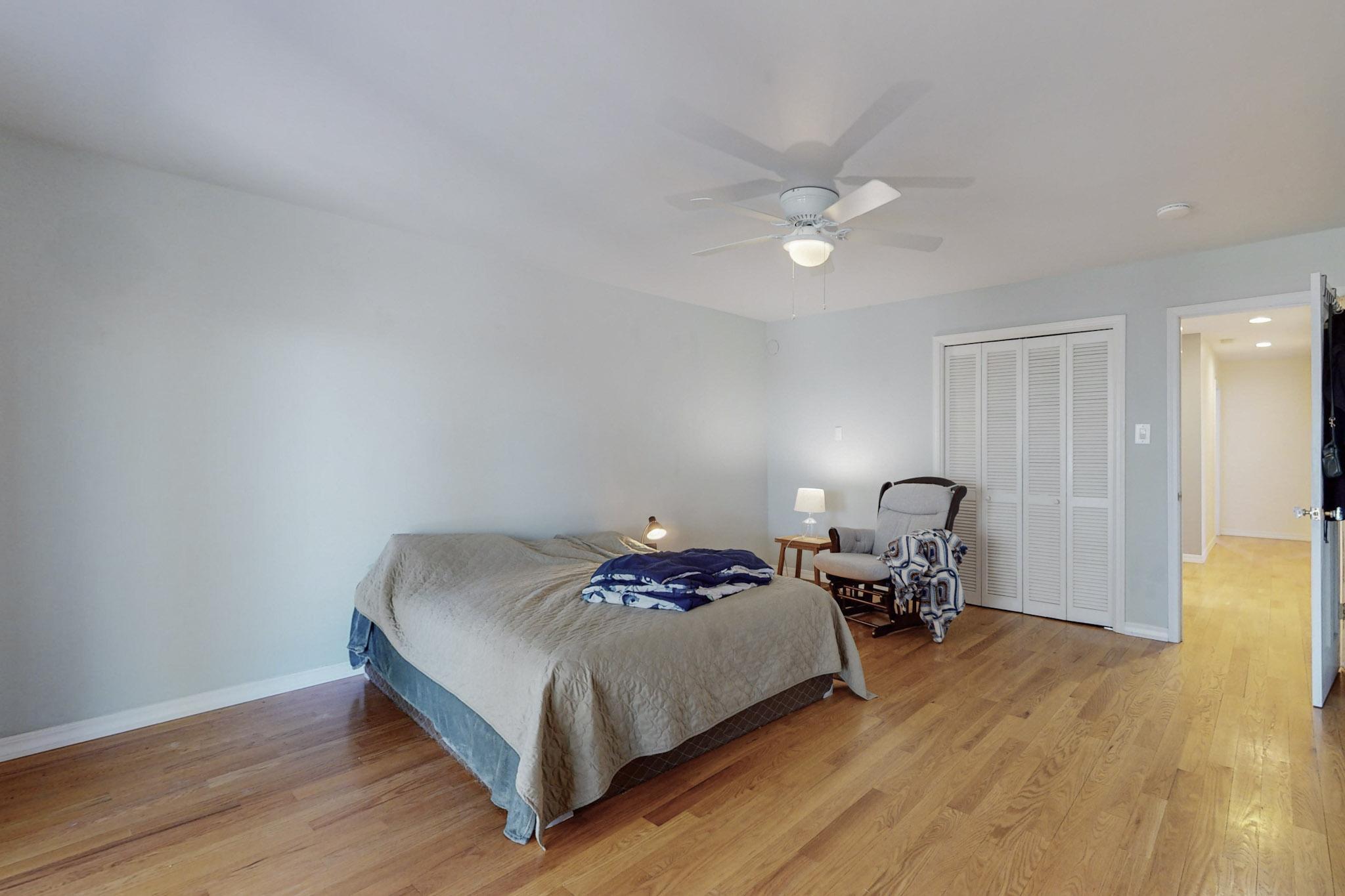 1333 Camino Cerrito SE