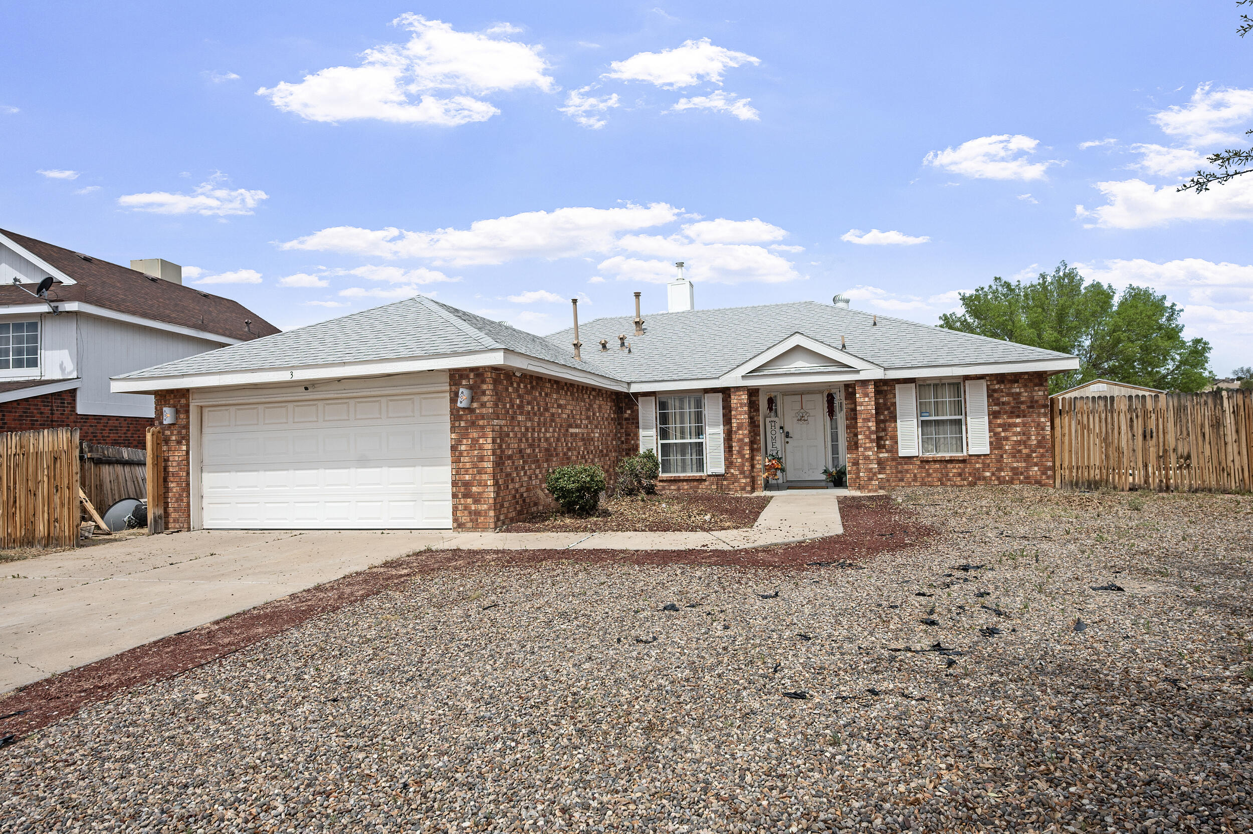 3 Willow Trace