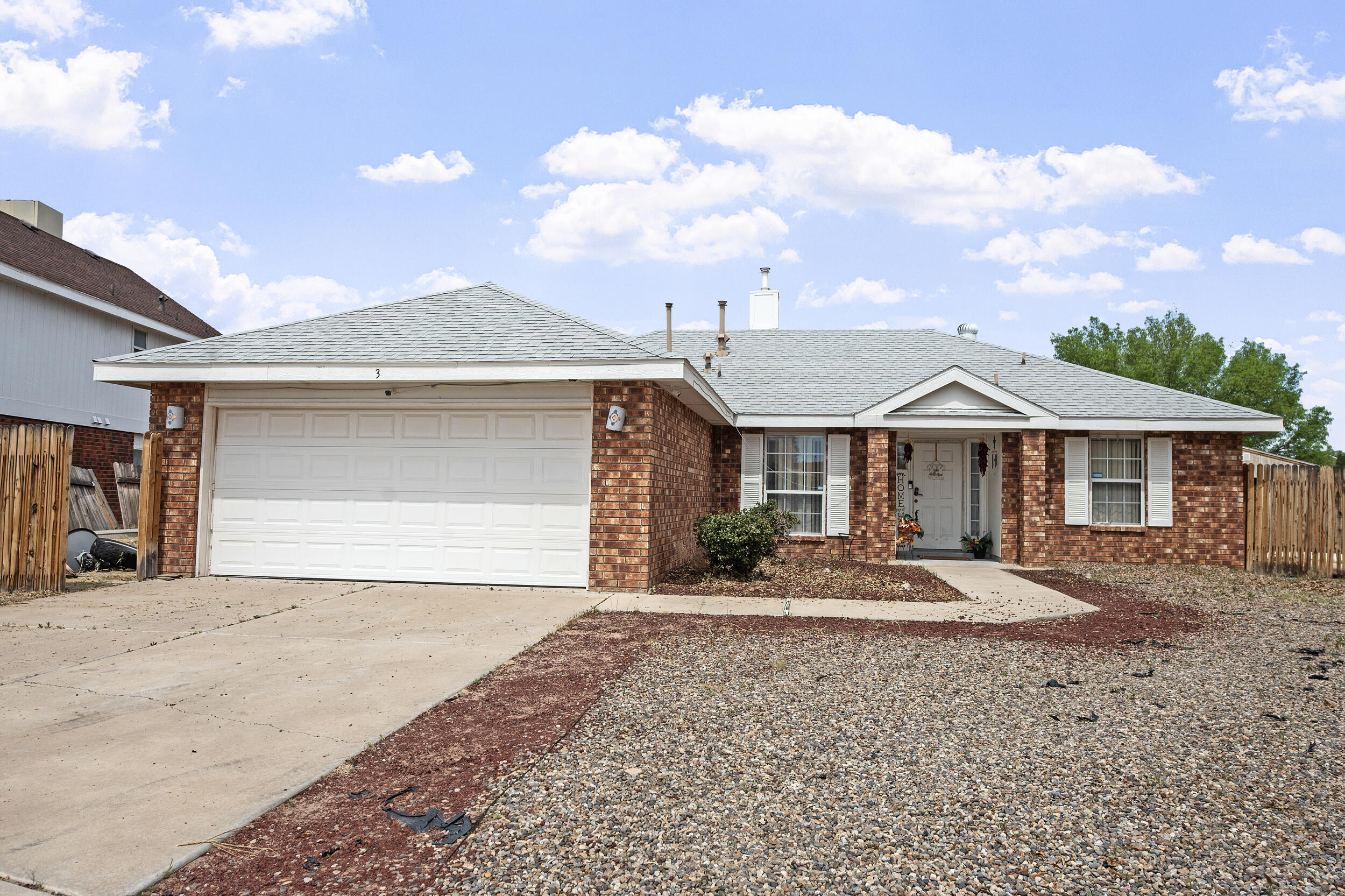 3 Willow Trace