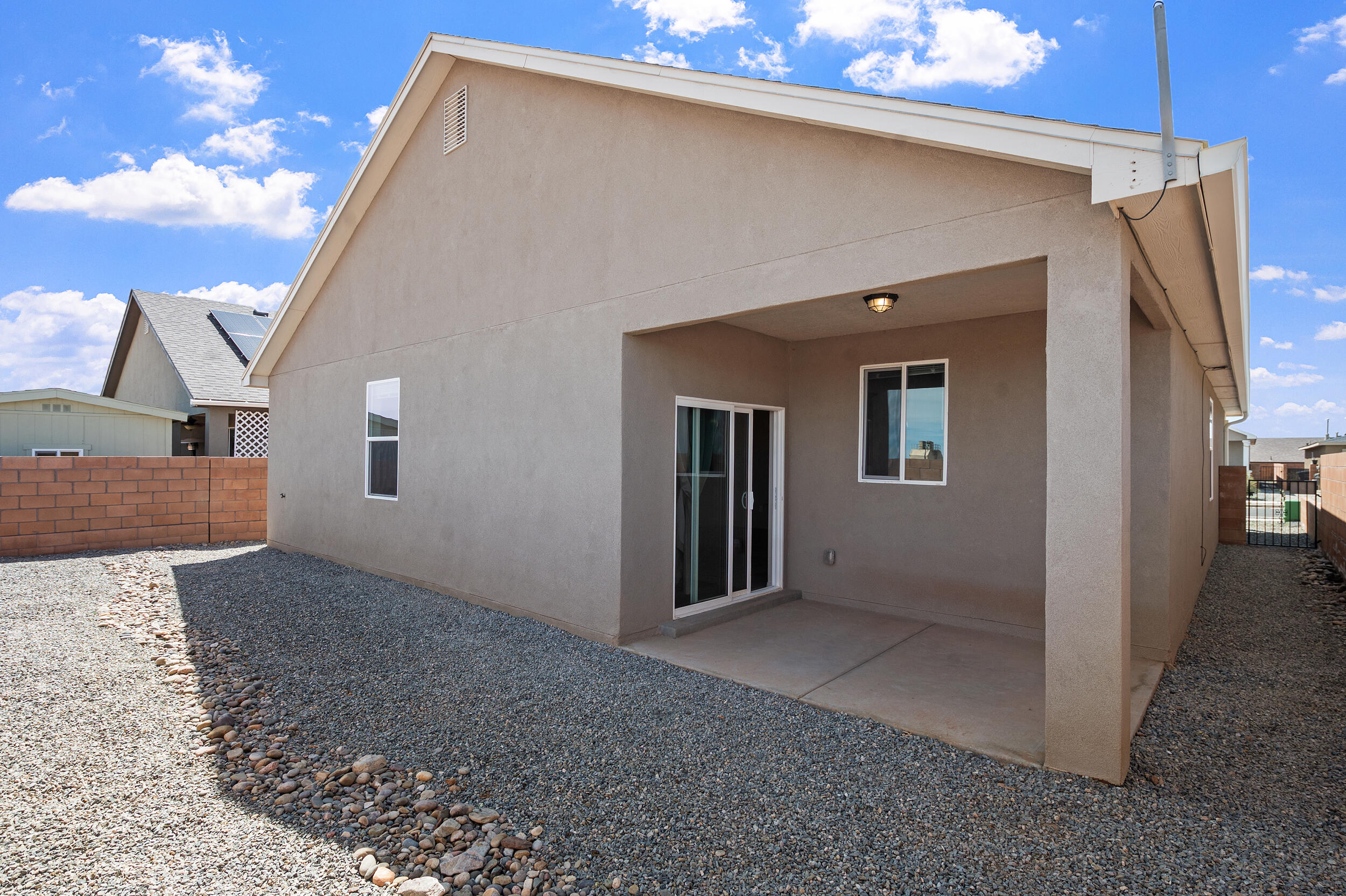 2324 Isabella Lane