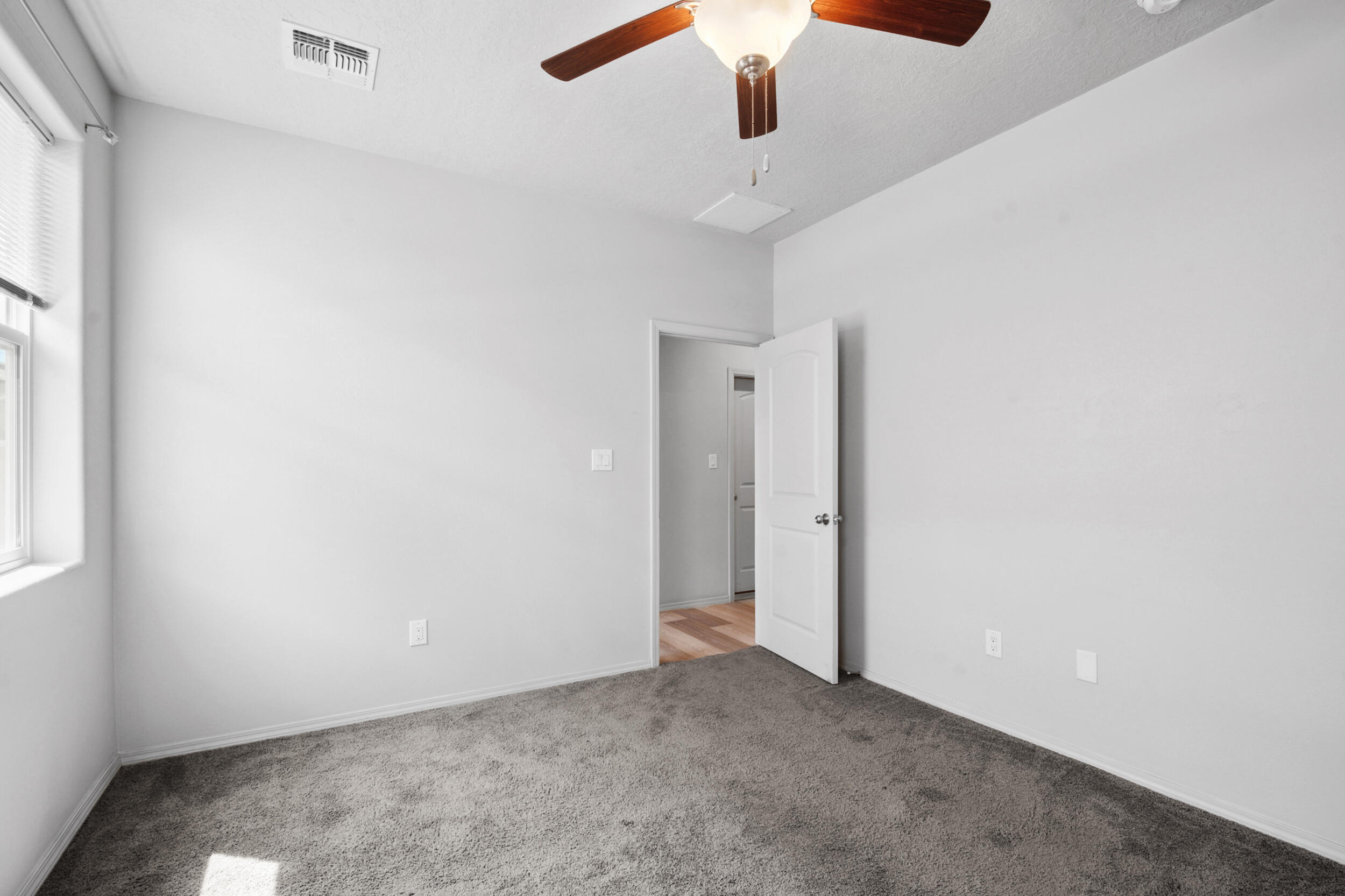 2324 Isabella Lane