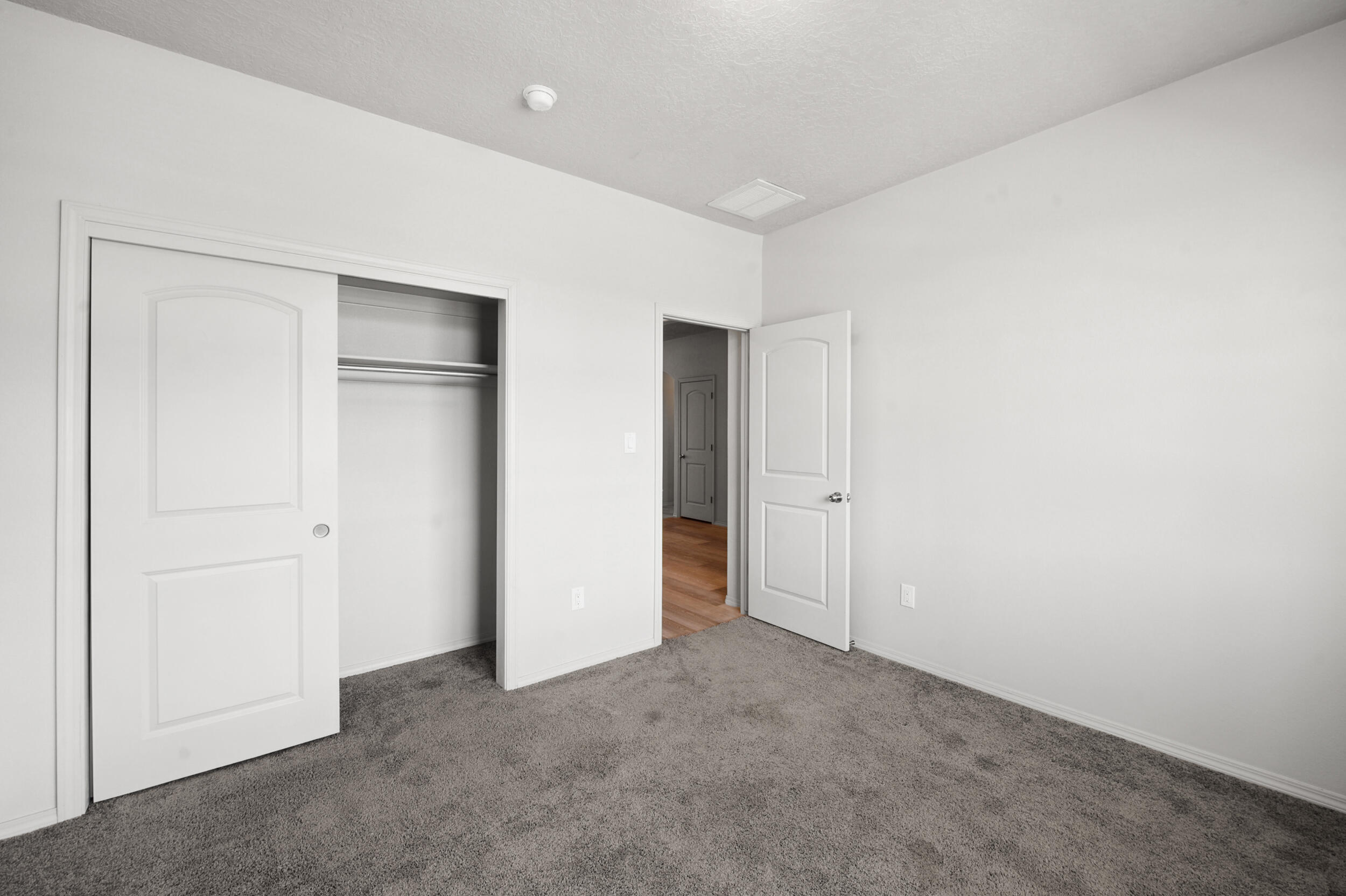 2324 Isabella Lane