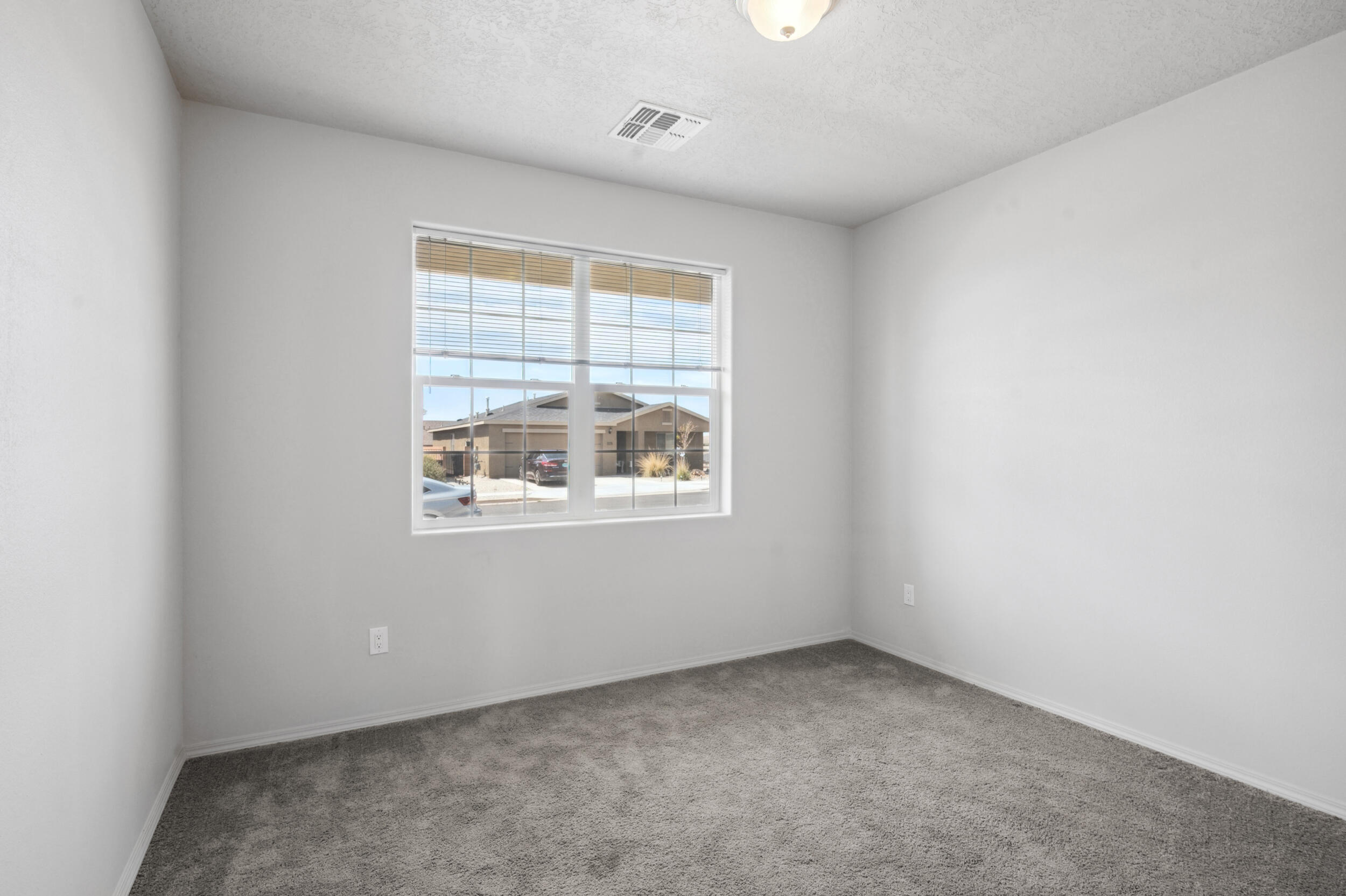 2324 Isabella Lane