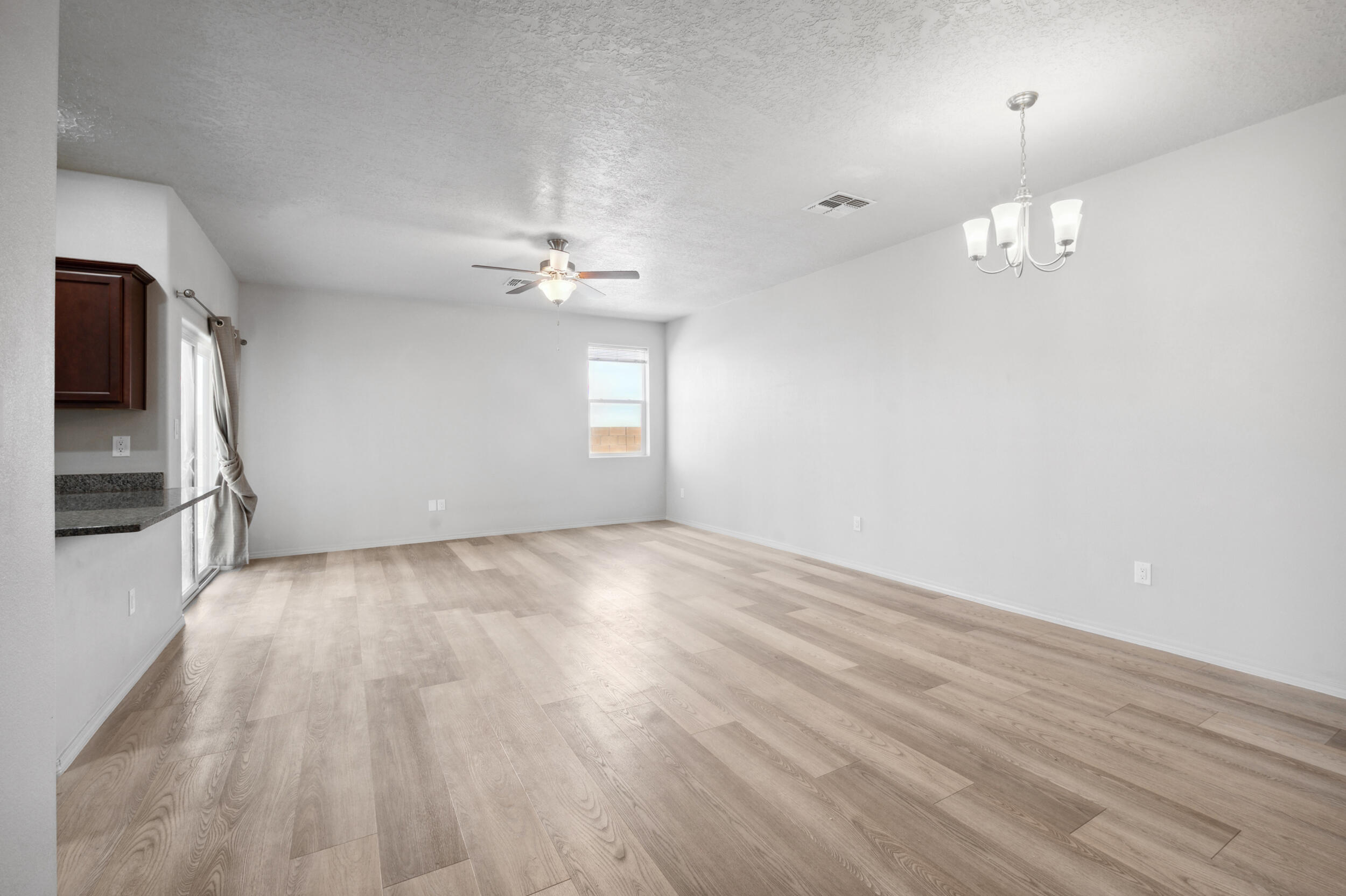 2324 Isabella Lane