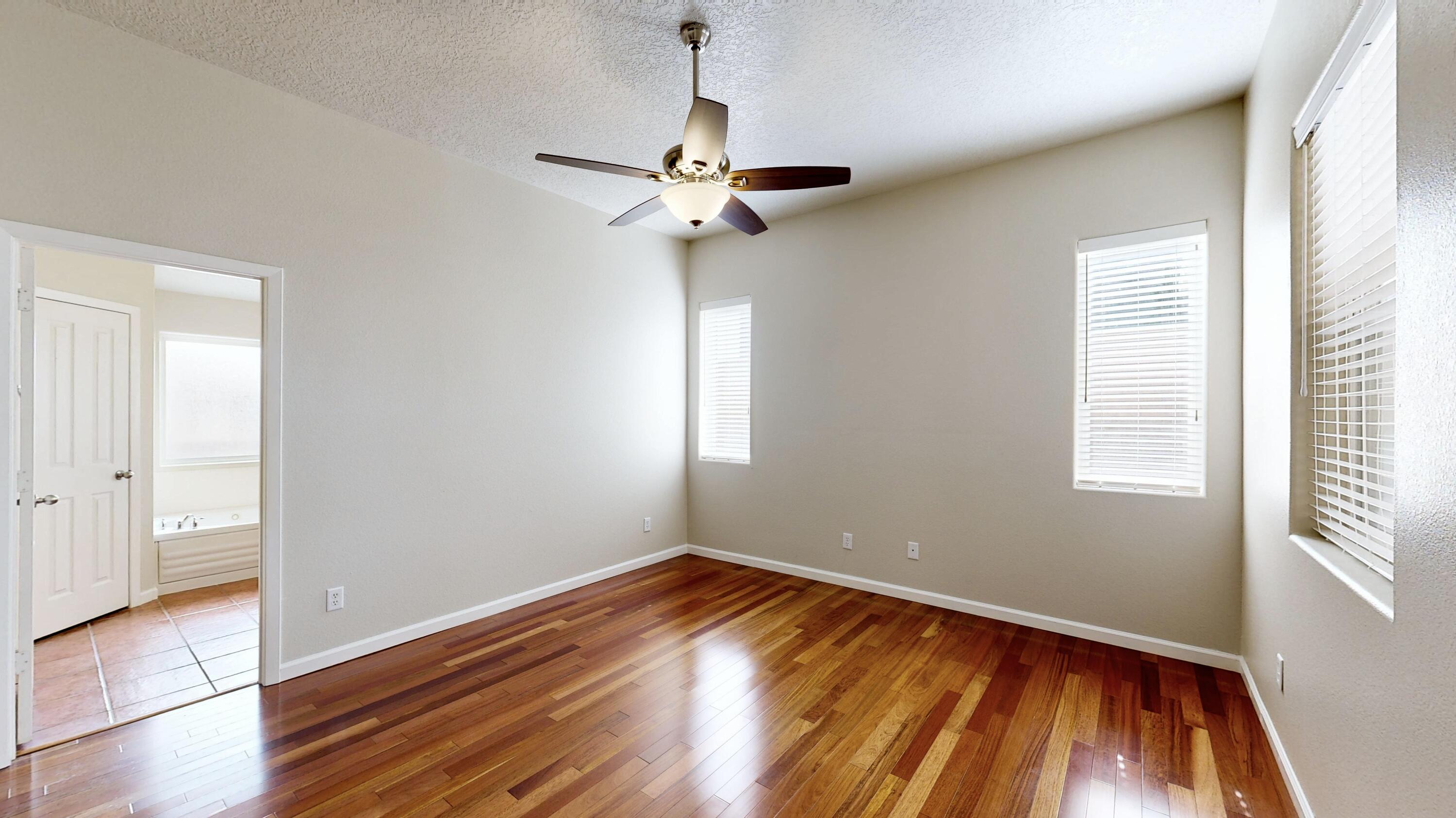 1448 Reynosa Loop SE