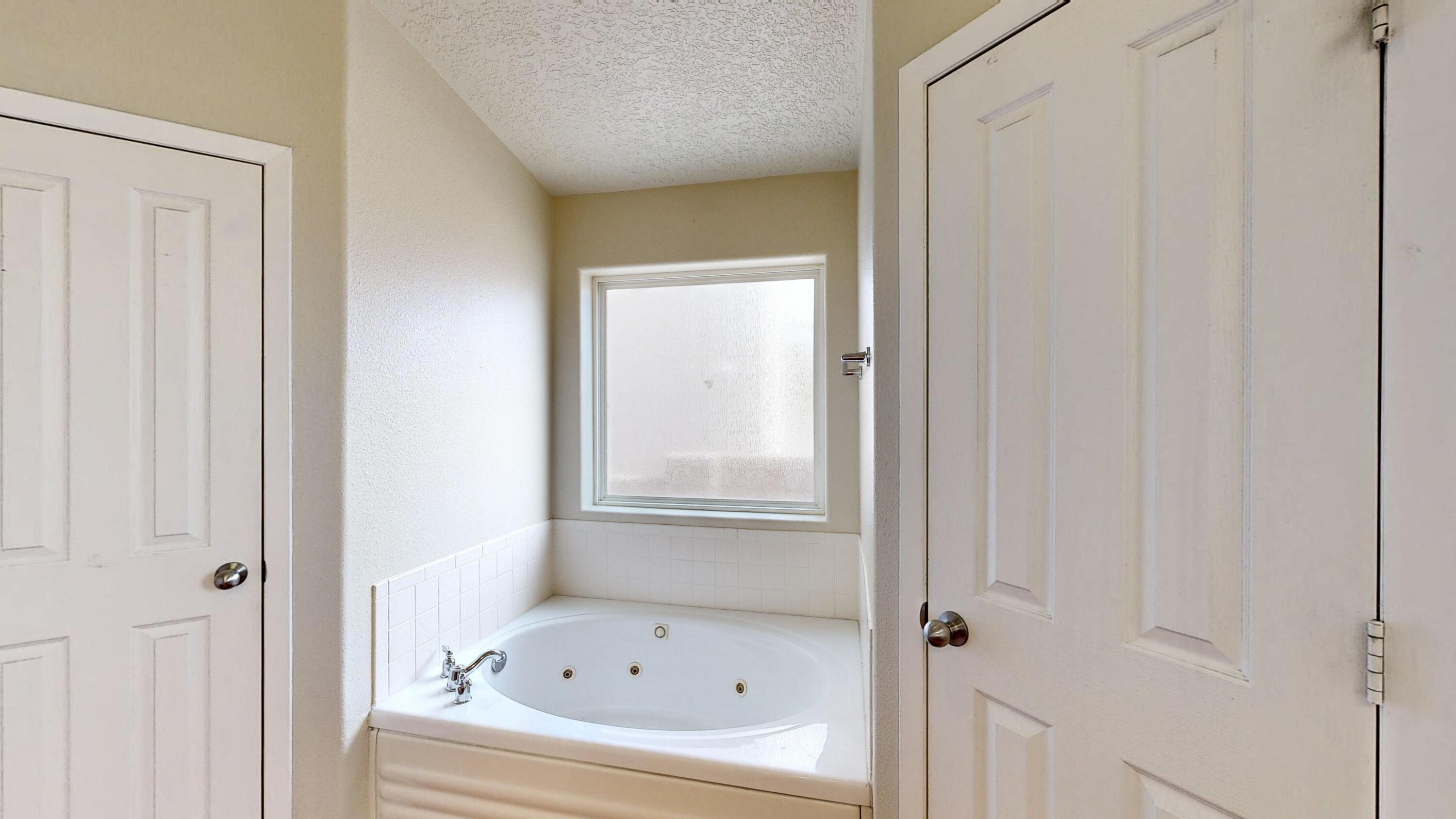 1448 Reynosa Loop SE