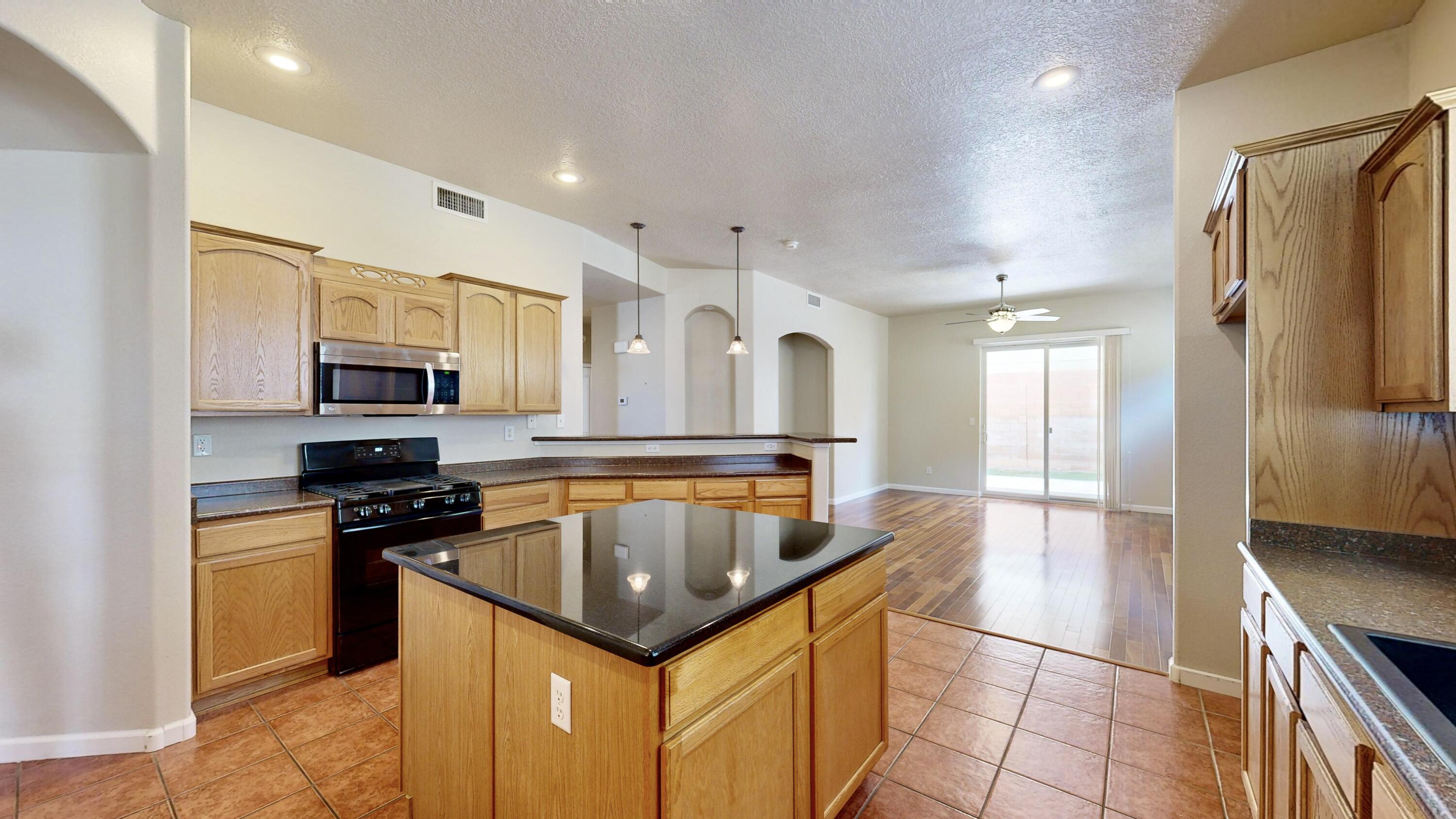 1448 Reynosa Loop SE