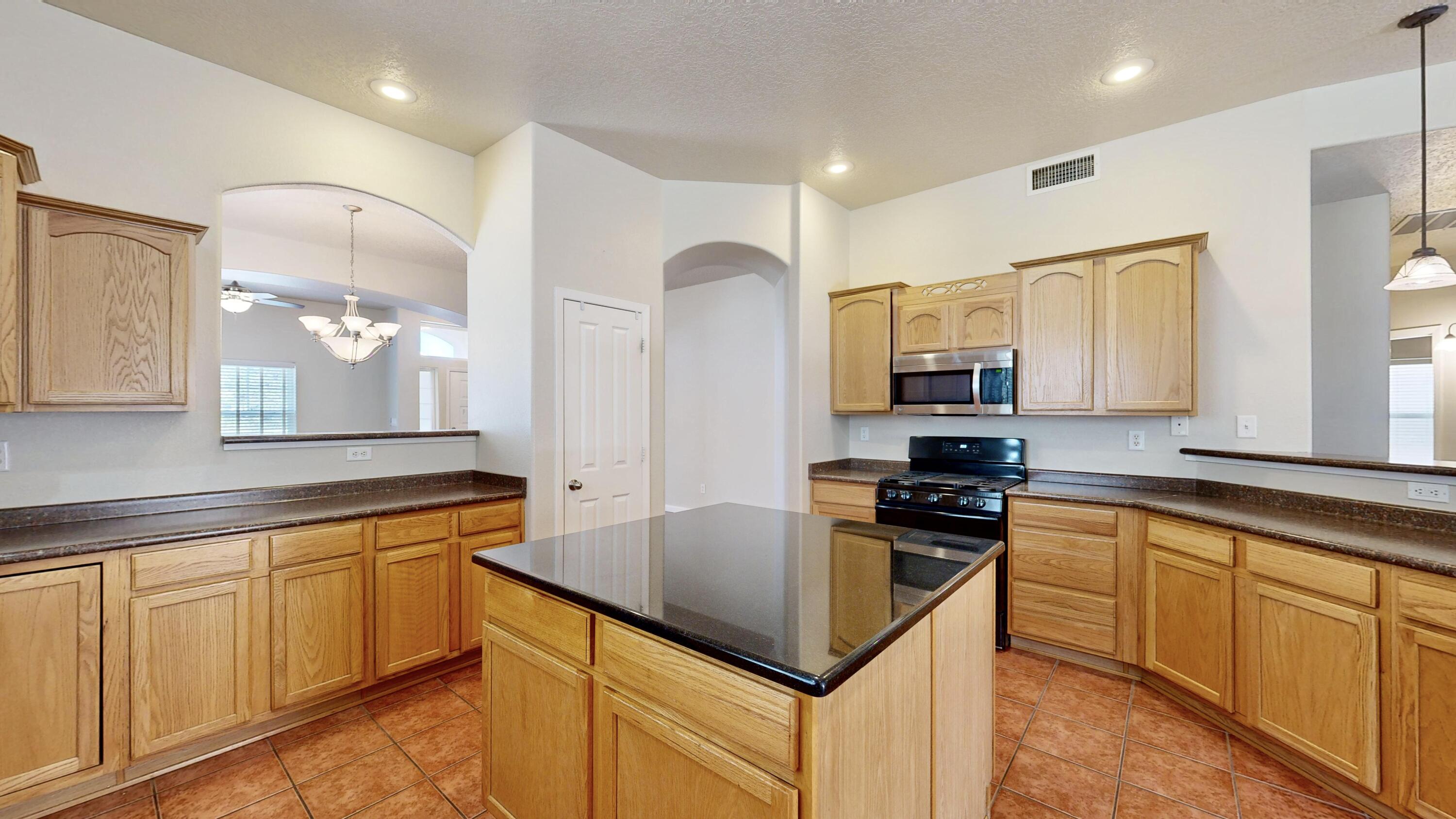 1448 Reynosa Loop SE