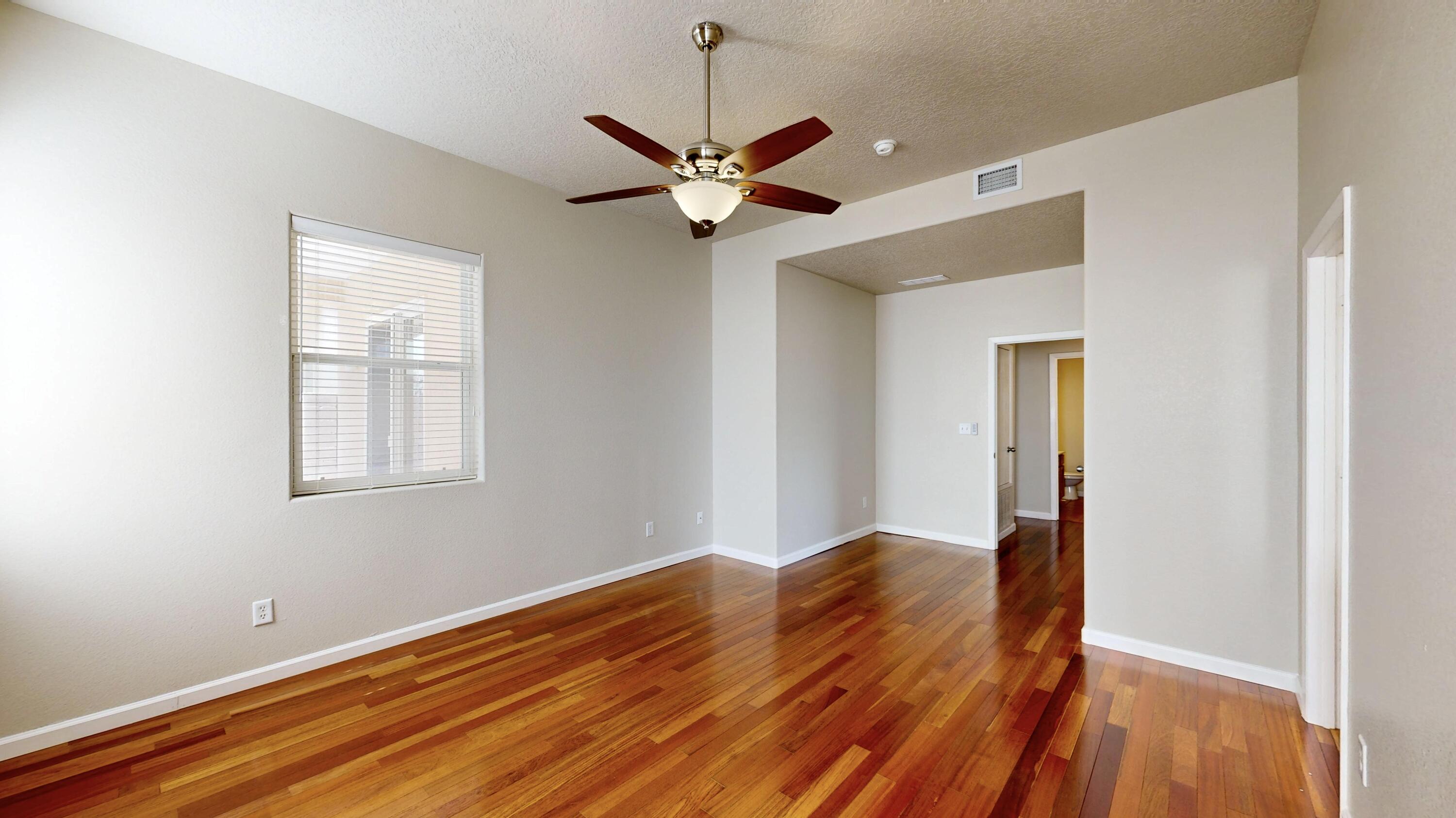 1448 Reynosa Loop SE