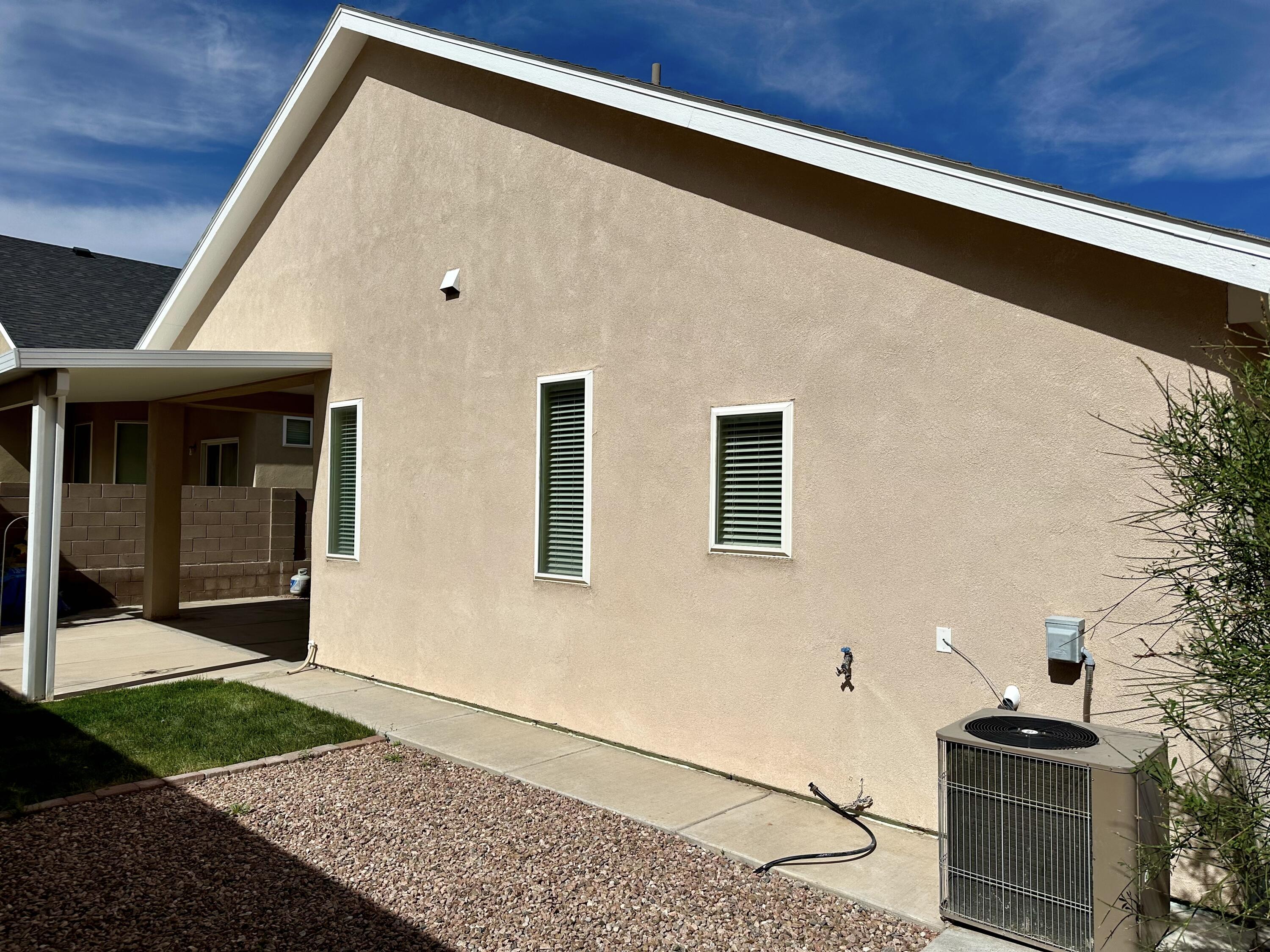 1448 Reynosa Loop SE
