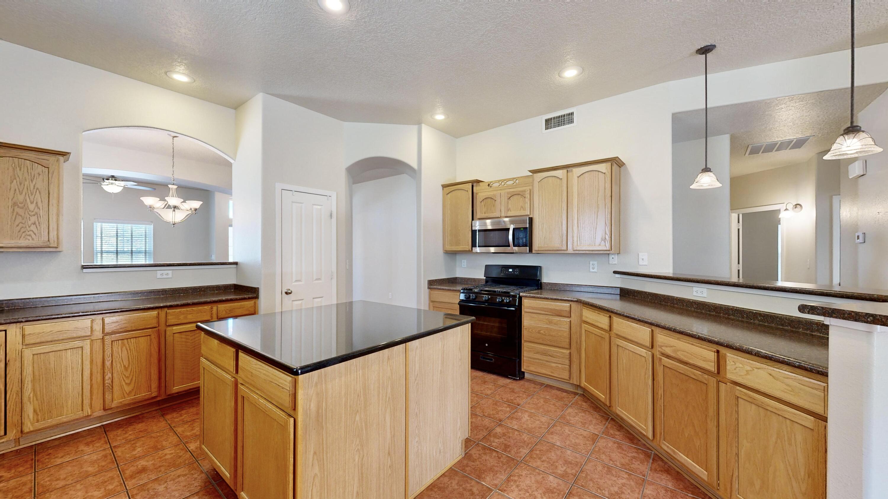 1448 Reynosa Loop SE