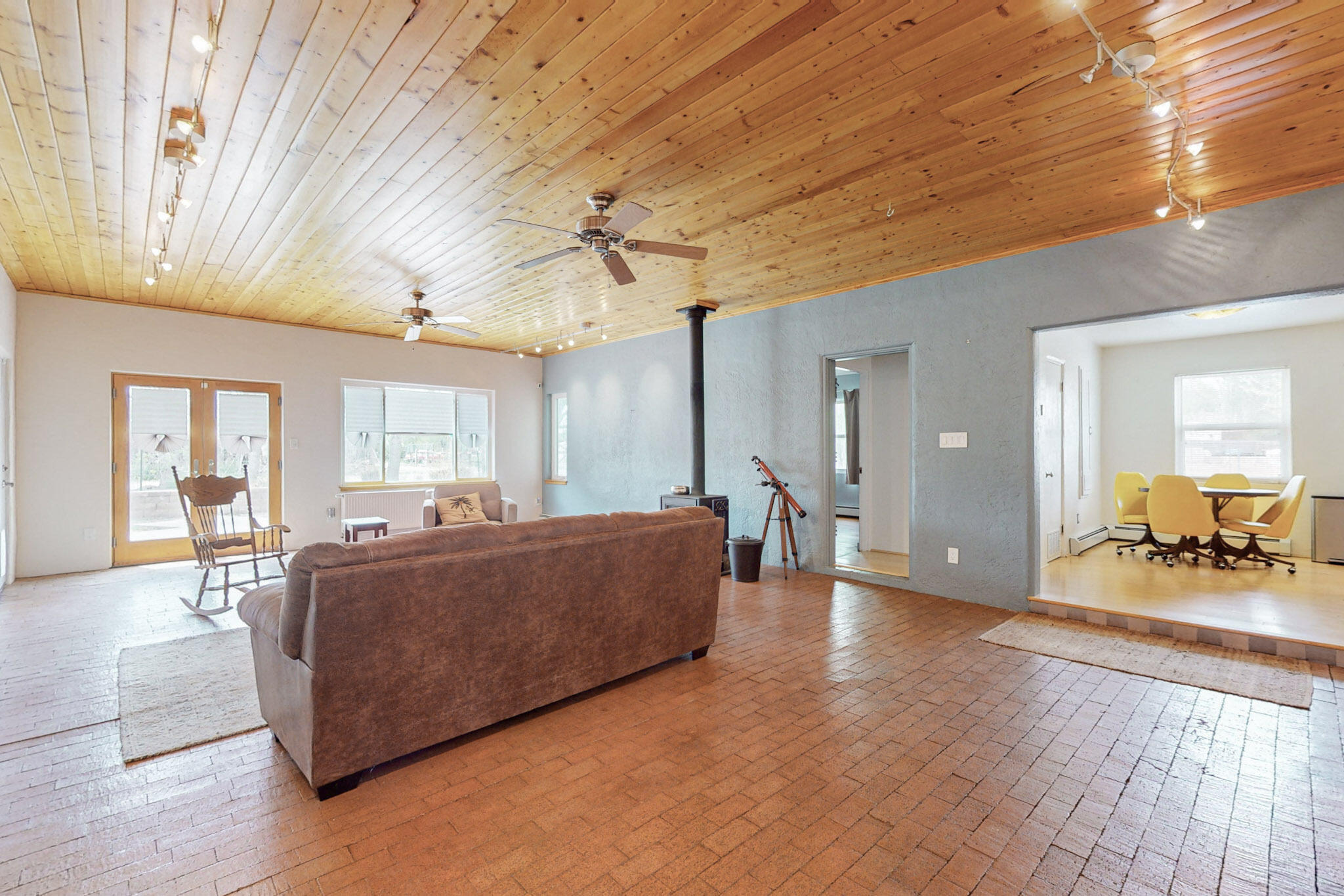 2928 Floral Road NW