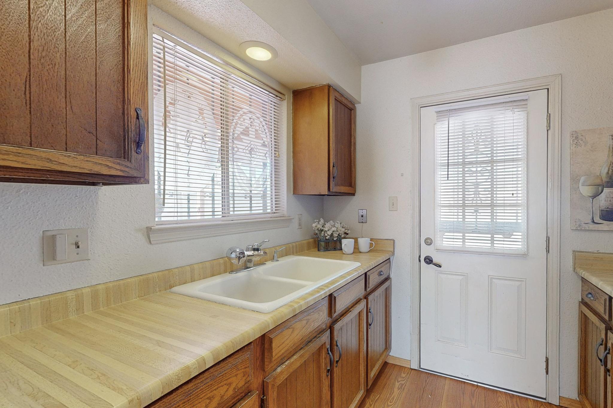 325 Judith Lane SW